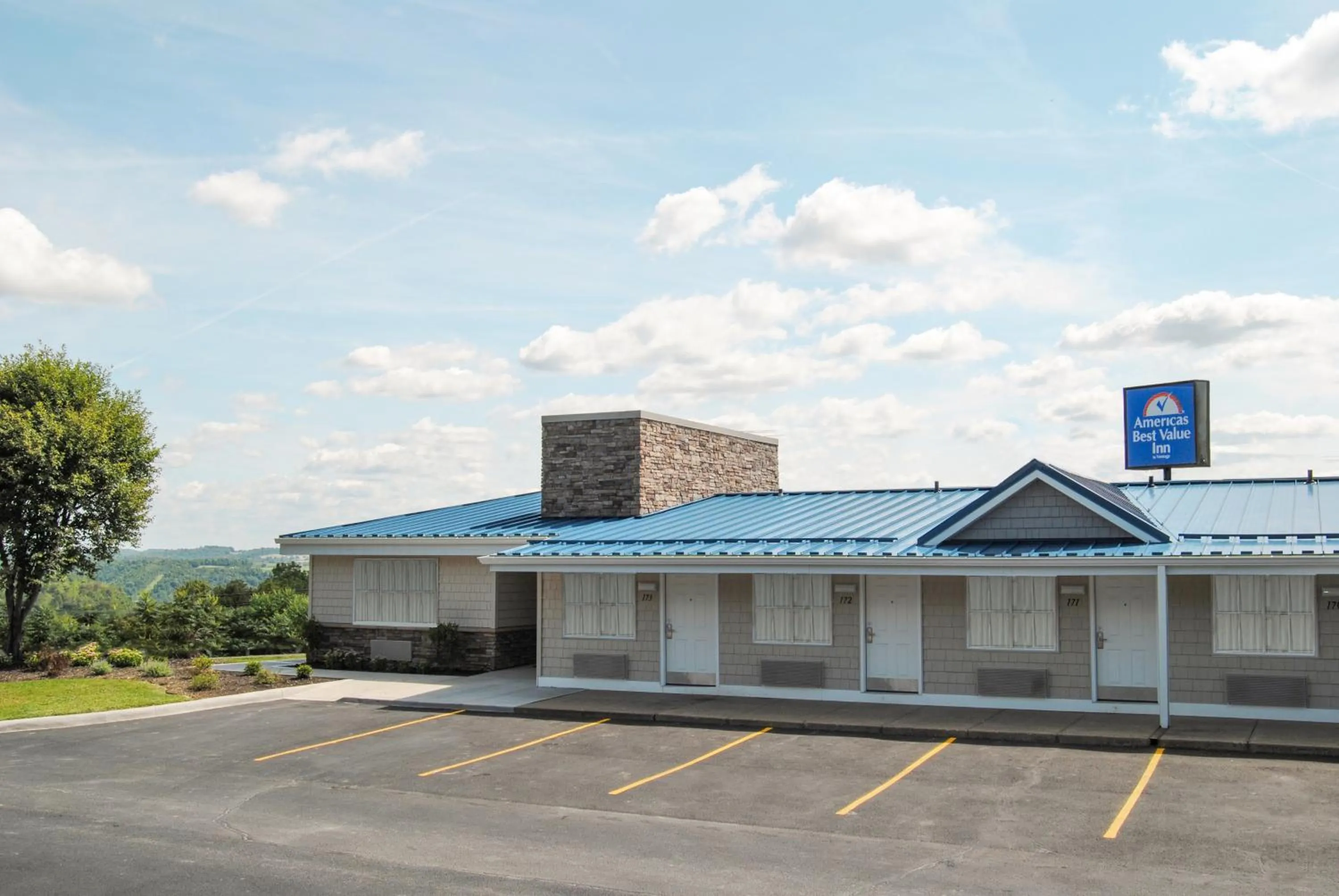 Property building in Americas Best Value Inn & Suites St Clairsville Wheeling