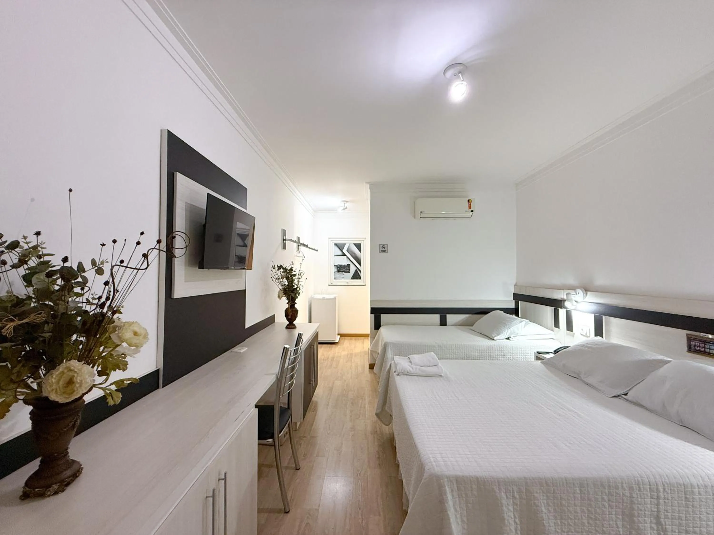 TV and multimedia, Bed in Grande Hotel