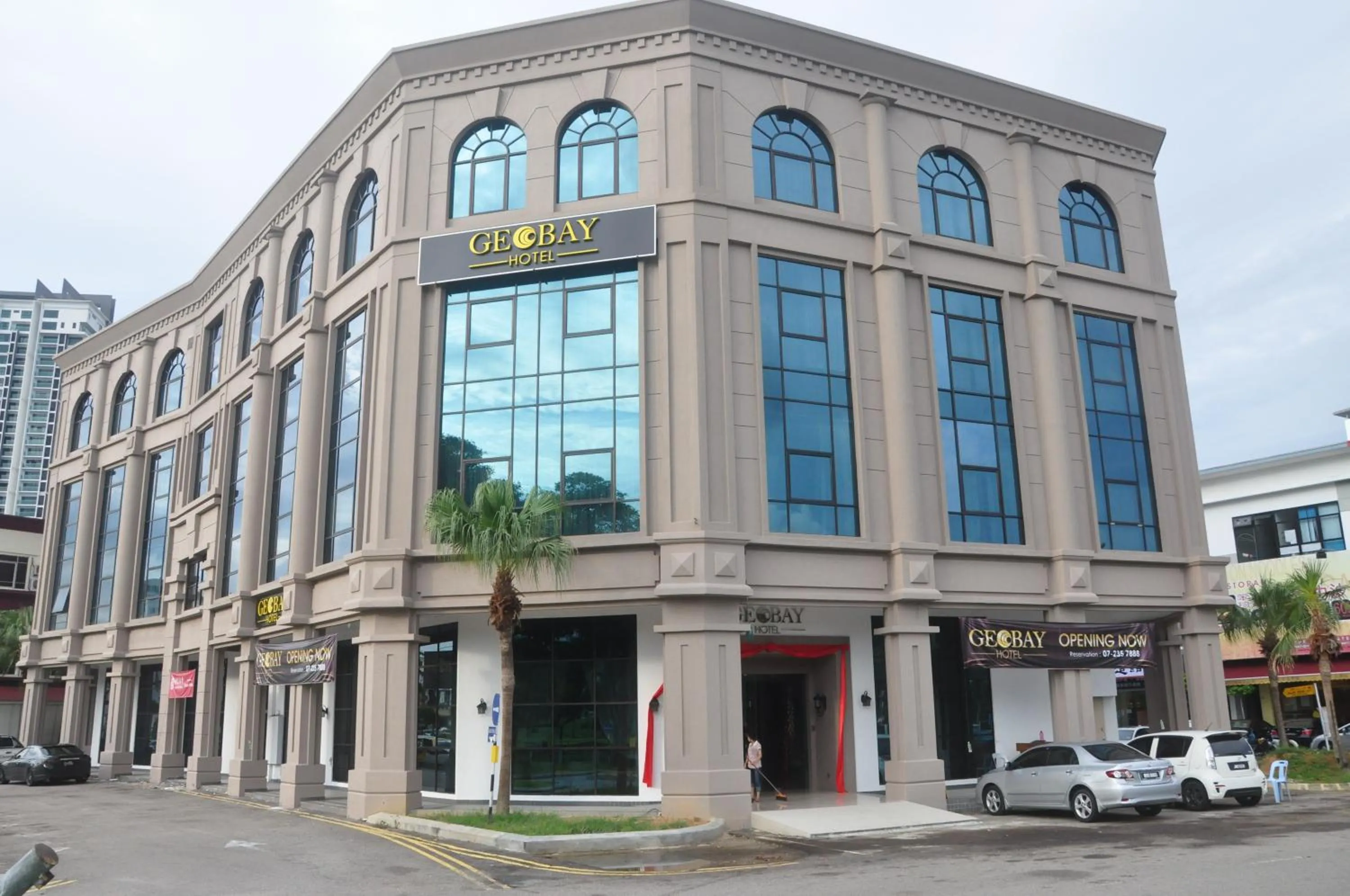 Facade/entrance in Geobay Hotel