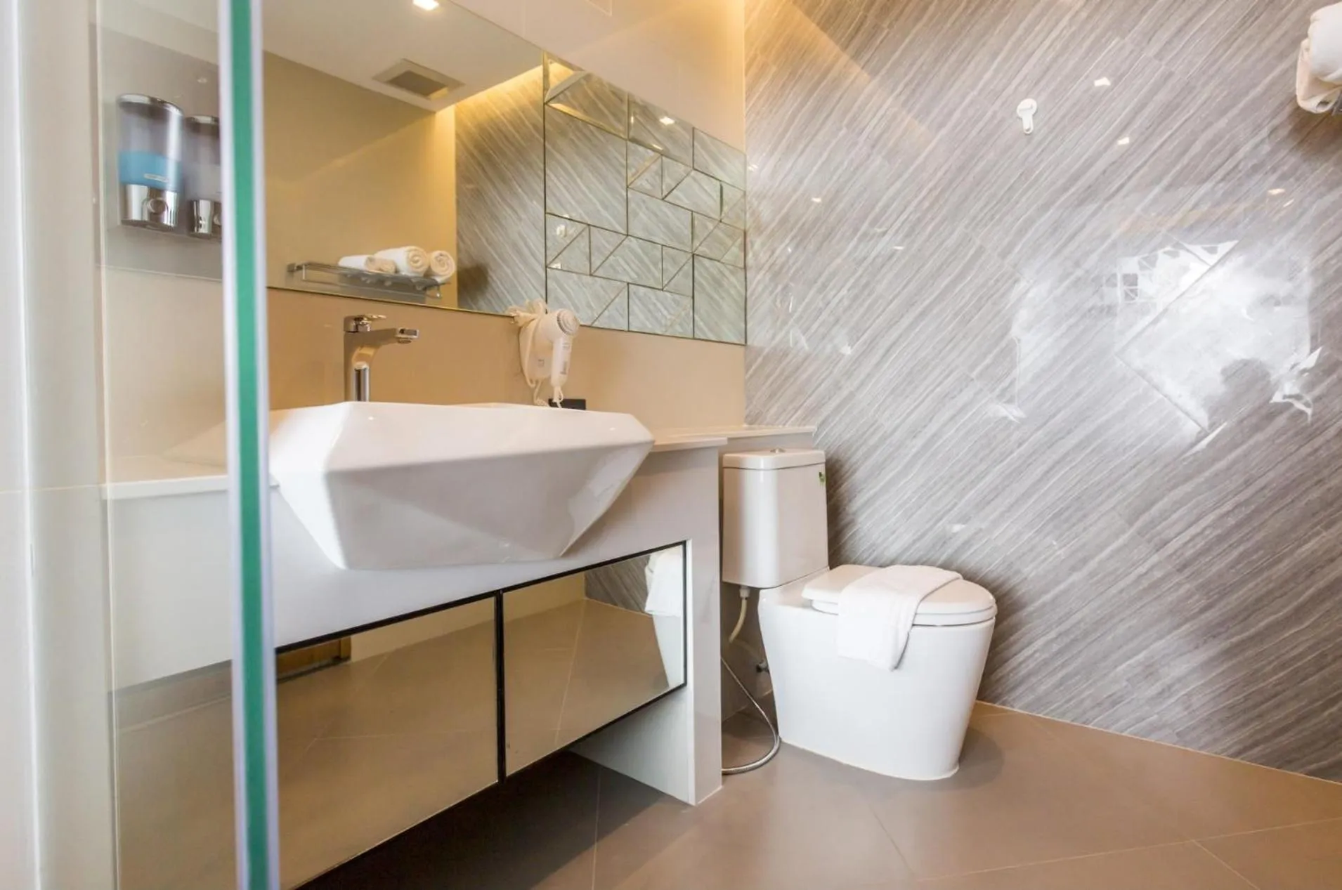 Bathroom in The Crystal Hotel Buriram - formerly X2 Vibe Buriram