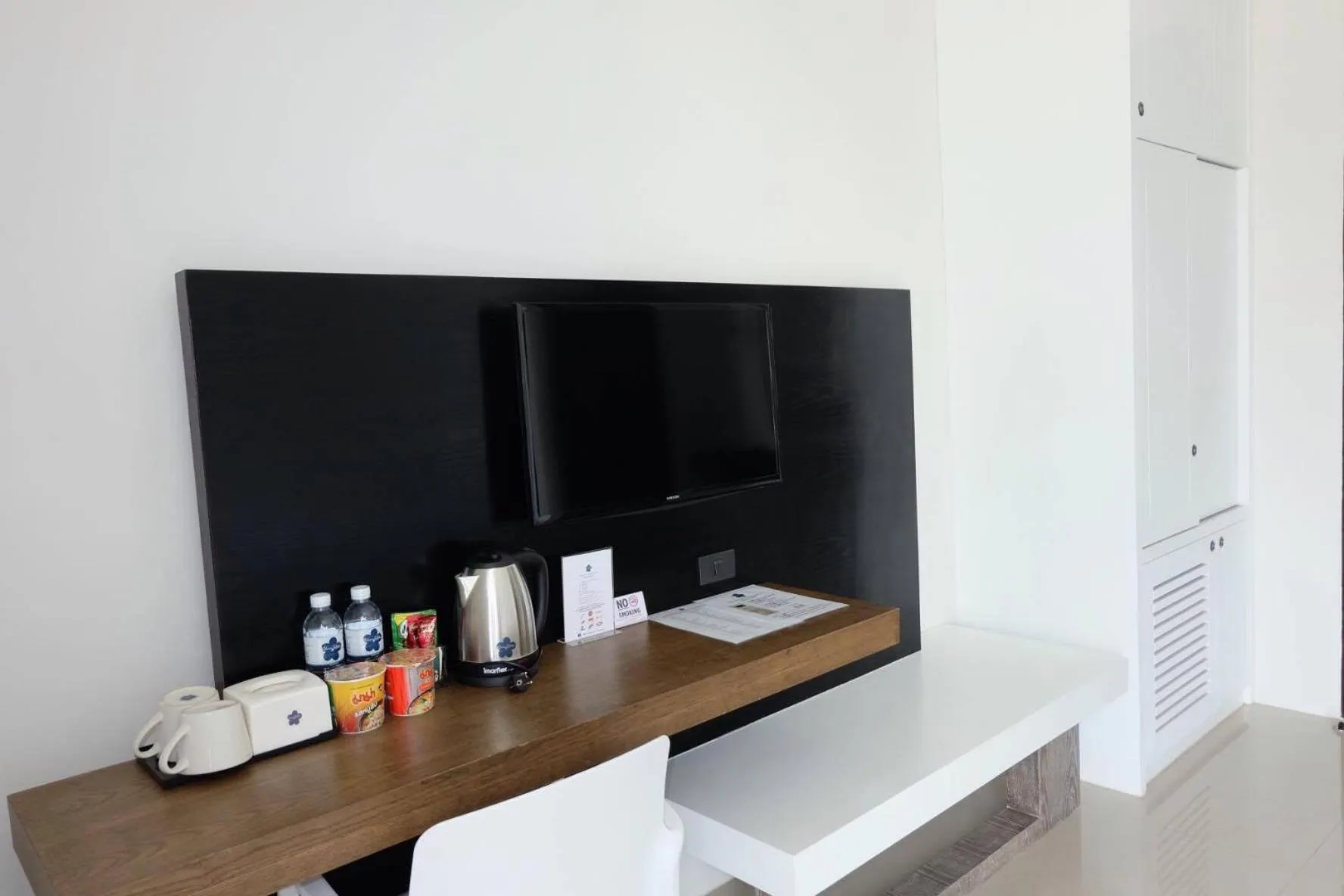 TV and multimedia in Hotel Chuan Chom The High Resort Saraburi - SHA Plus