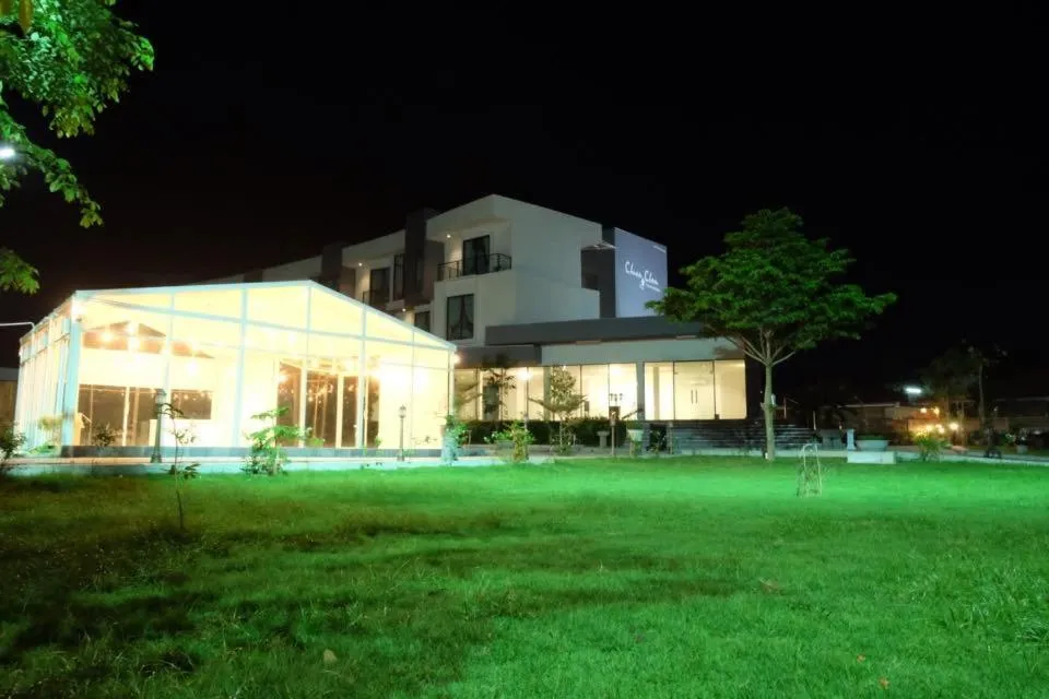 Property building in Hotel Chuan Chom The High Resort Saraburi - SHA Plus