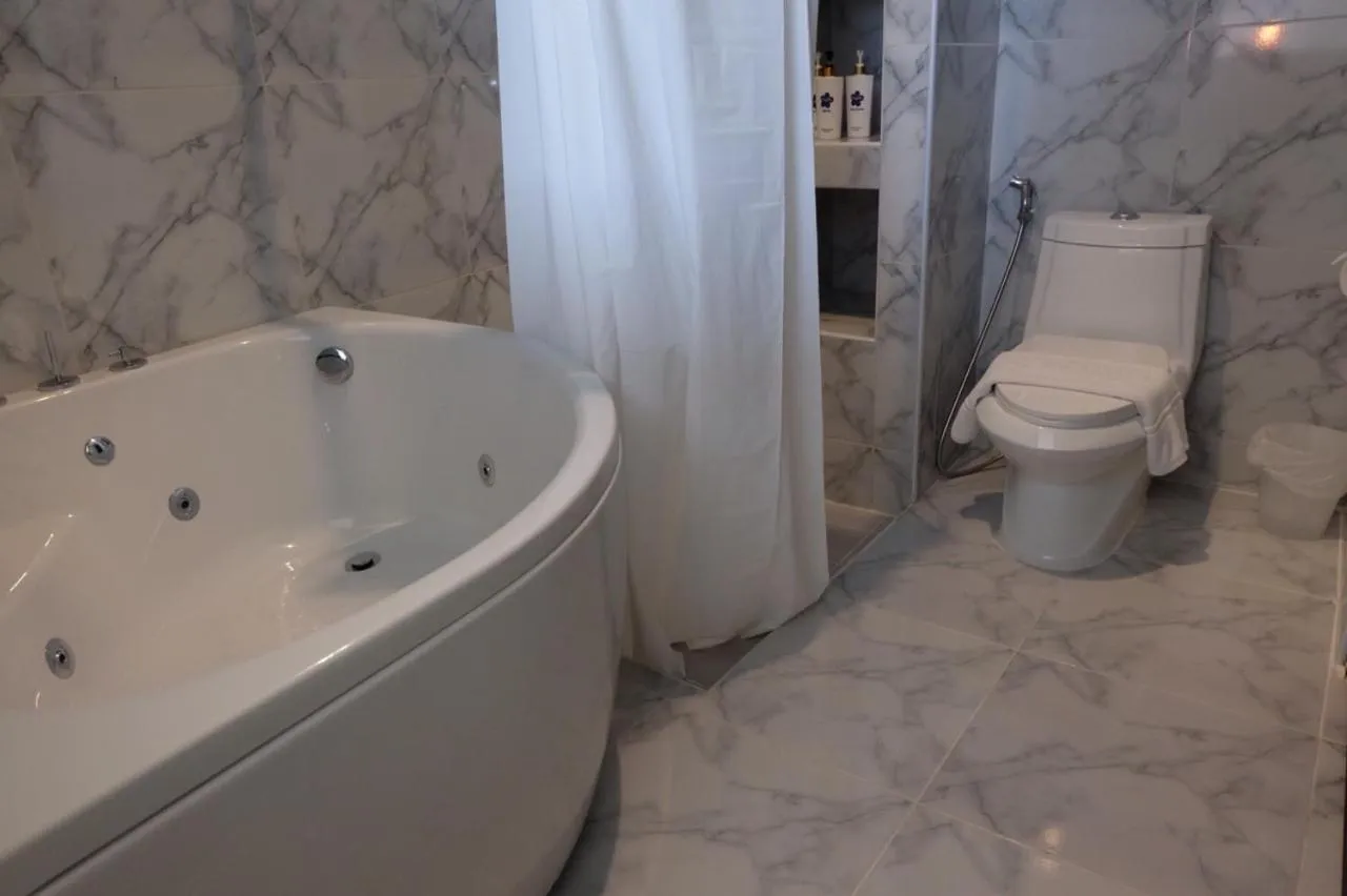 Bathroom in Hotel Chuan Chom The High Resort Saraburi - SHA Plus