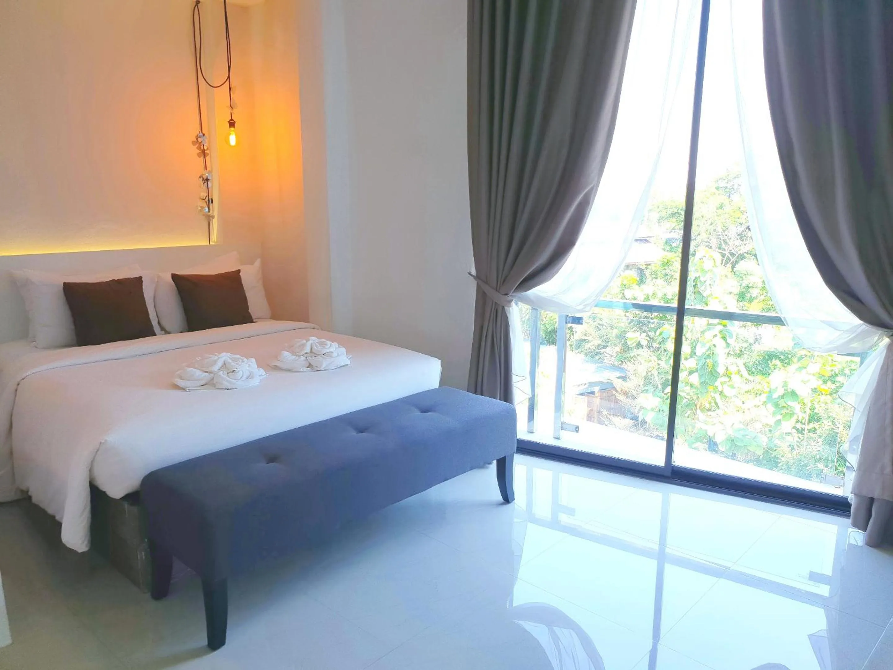 Bed in Hotel Chuan Chom The High Resort Saraburi - SHA Plus