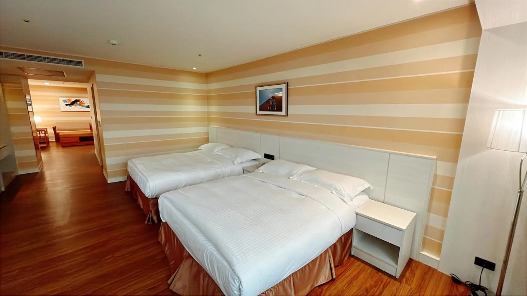 Superior Suite in Wemeet Hotel