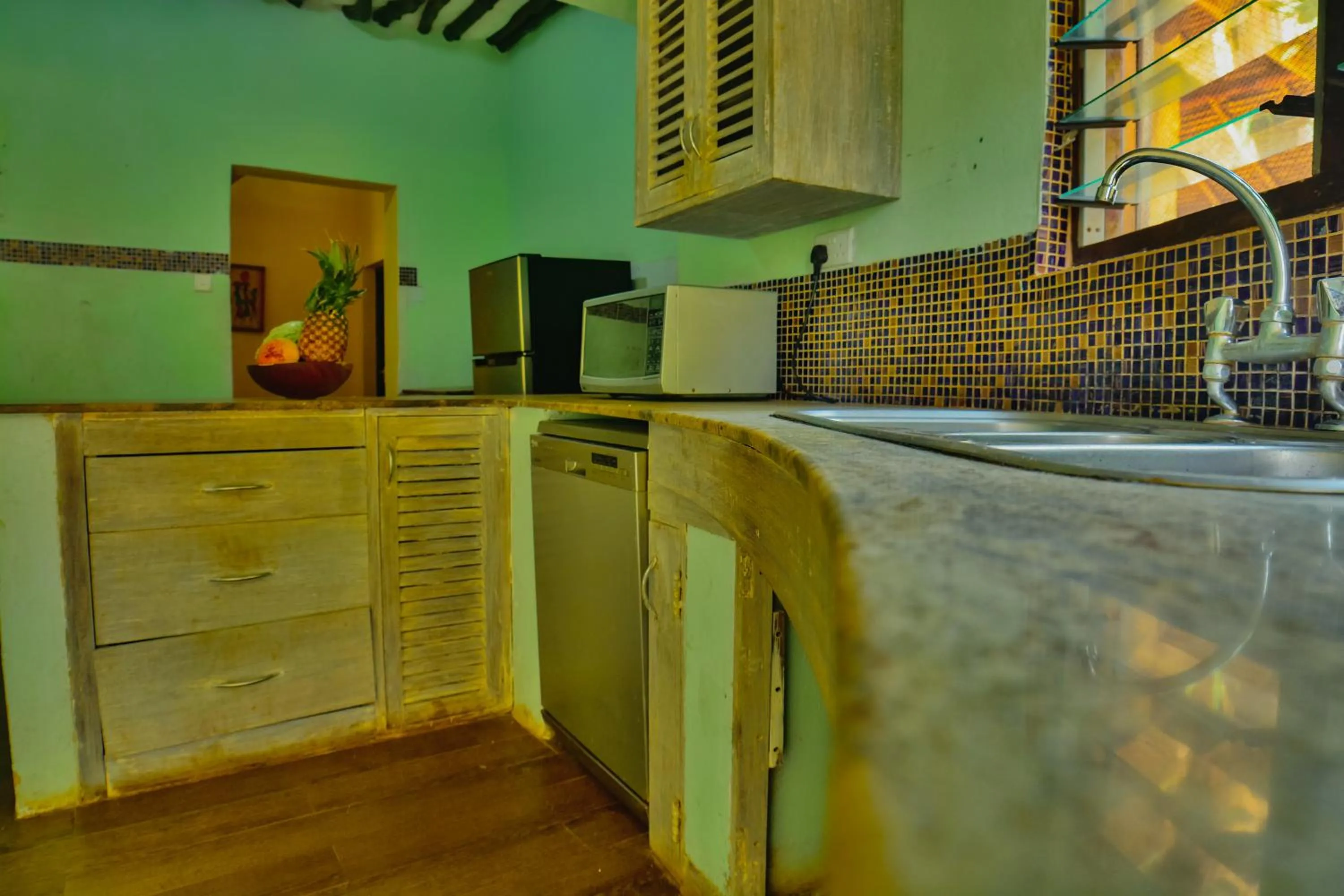 Kitchen or kitchenette in Upani in Diani