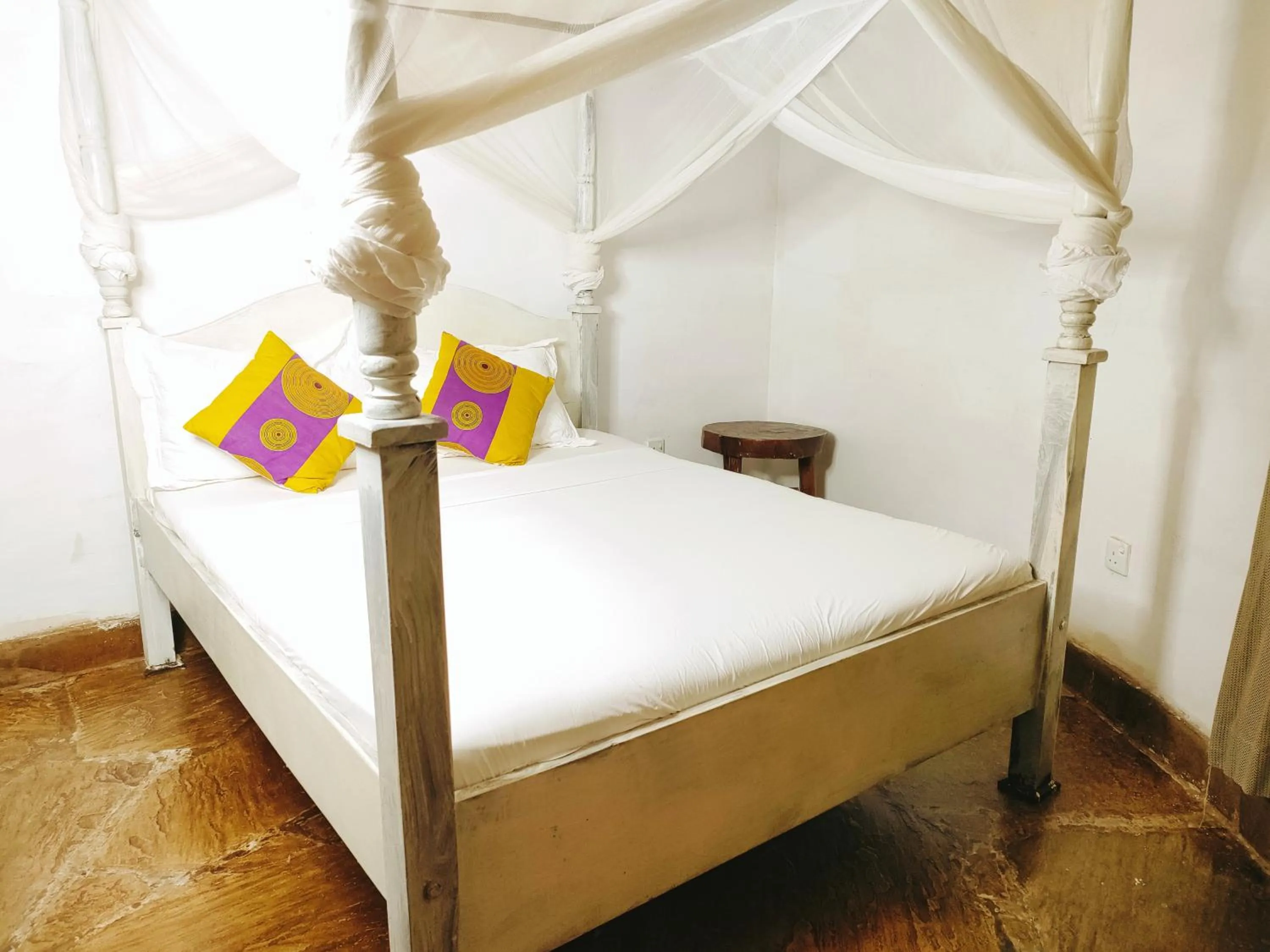 Photo of the whole room, Bed in Upani in Diani