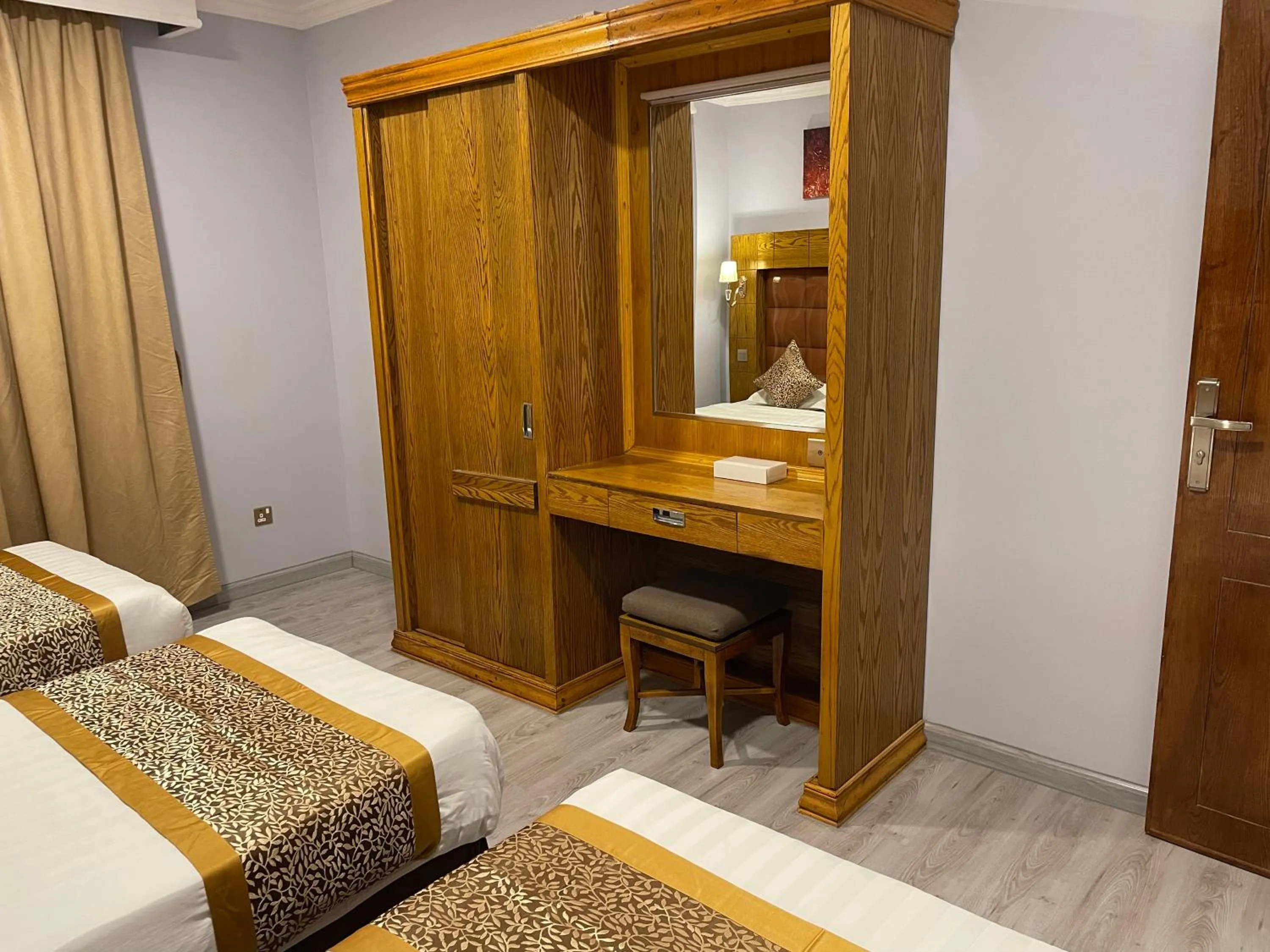 Bedroom, Bed in Travellerinn Serviced Apartment