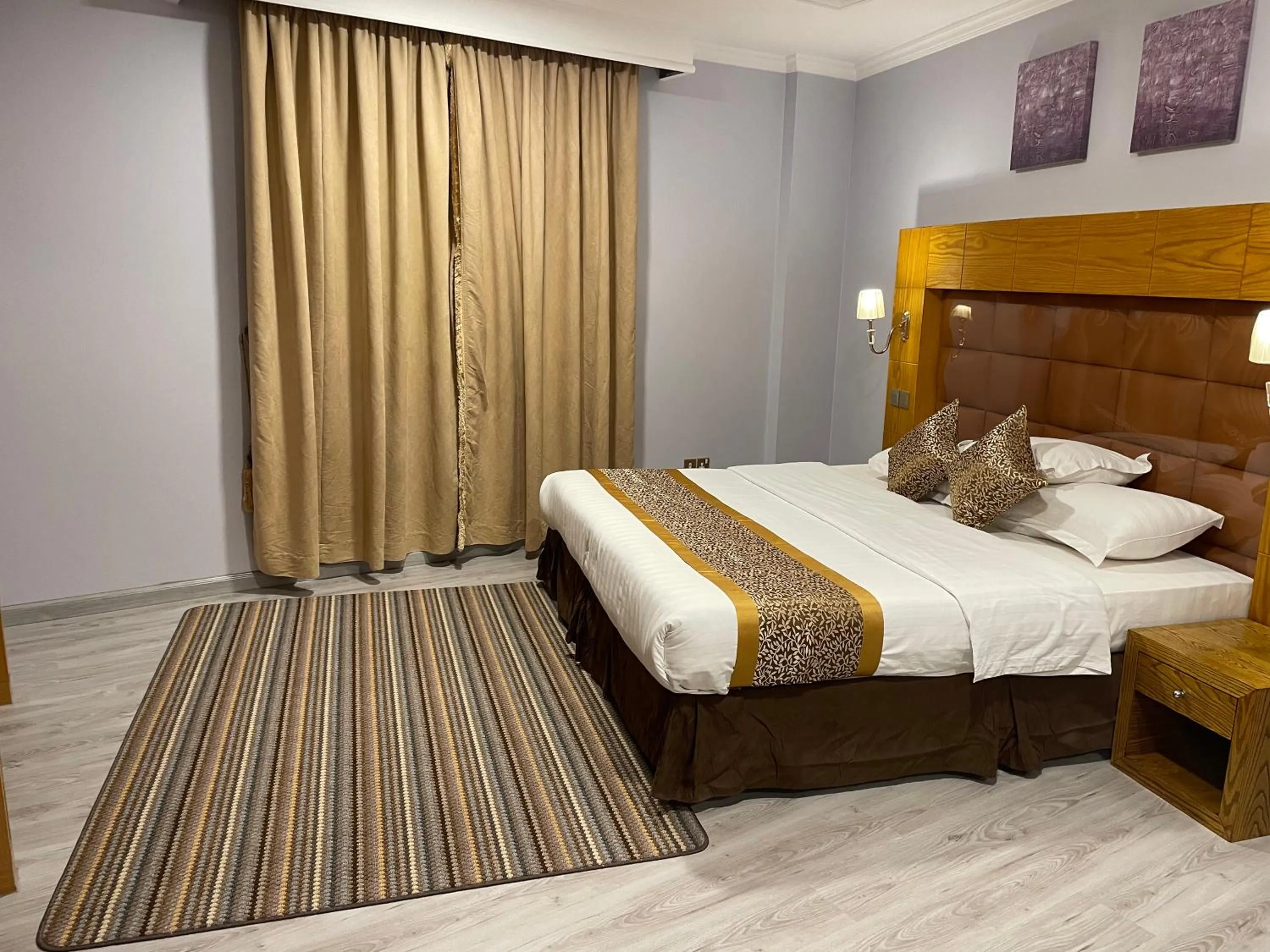 Bedroom, Bed in Travellerinn Serviced Apartment