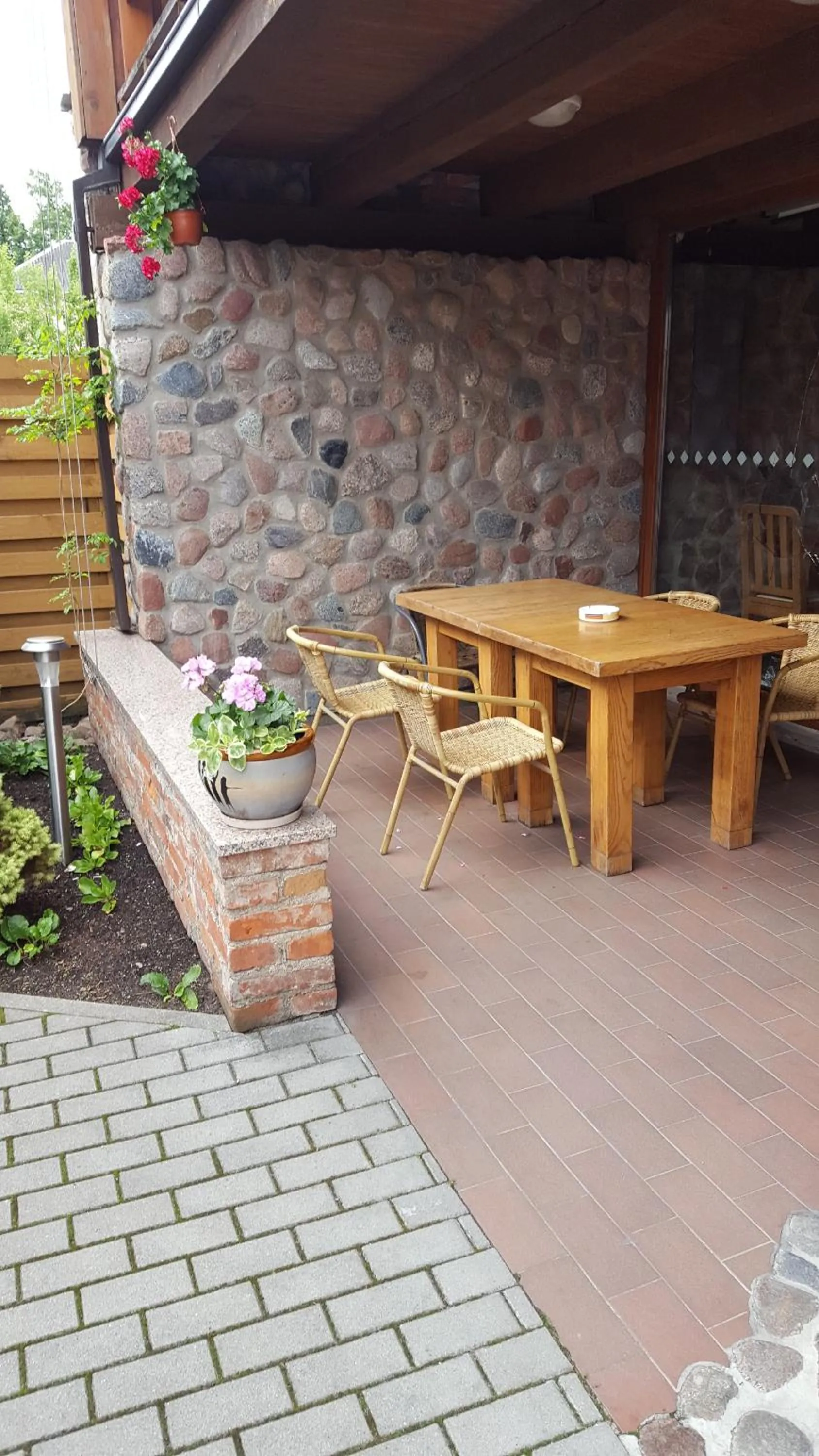 Patio in Akmenine Kerpe