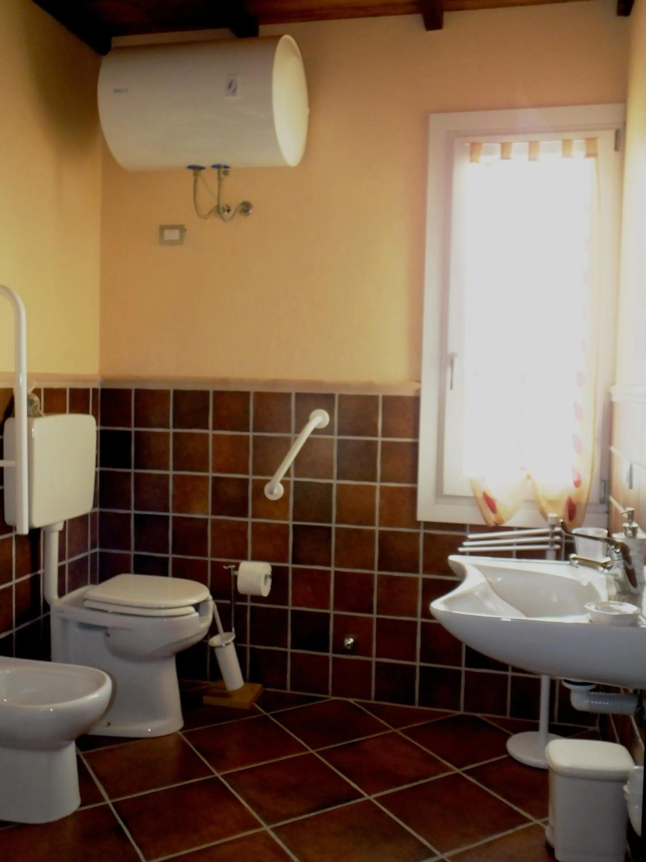Bathroom in Agriturismo Adriano Pedretti