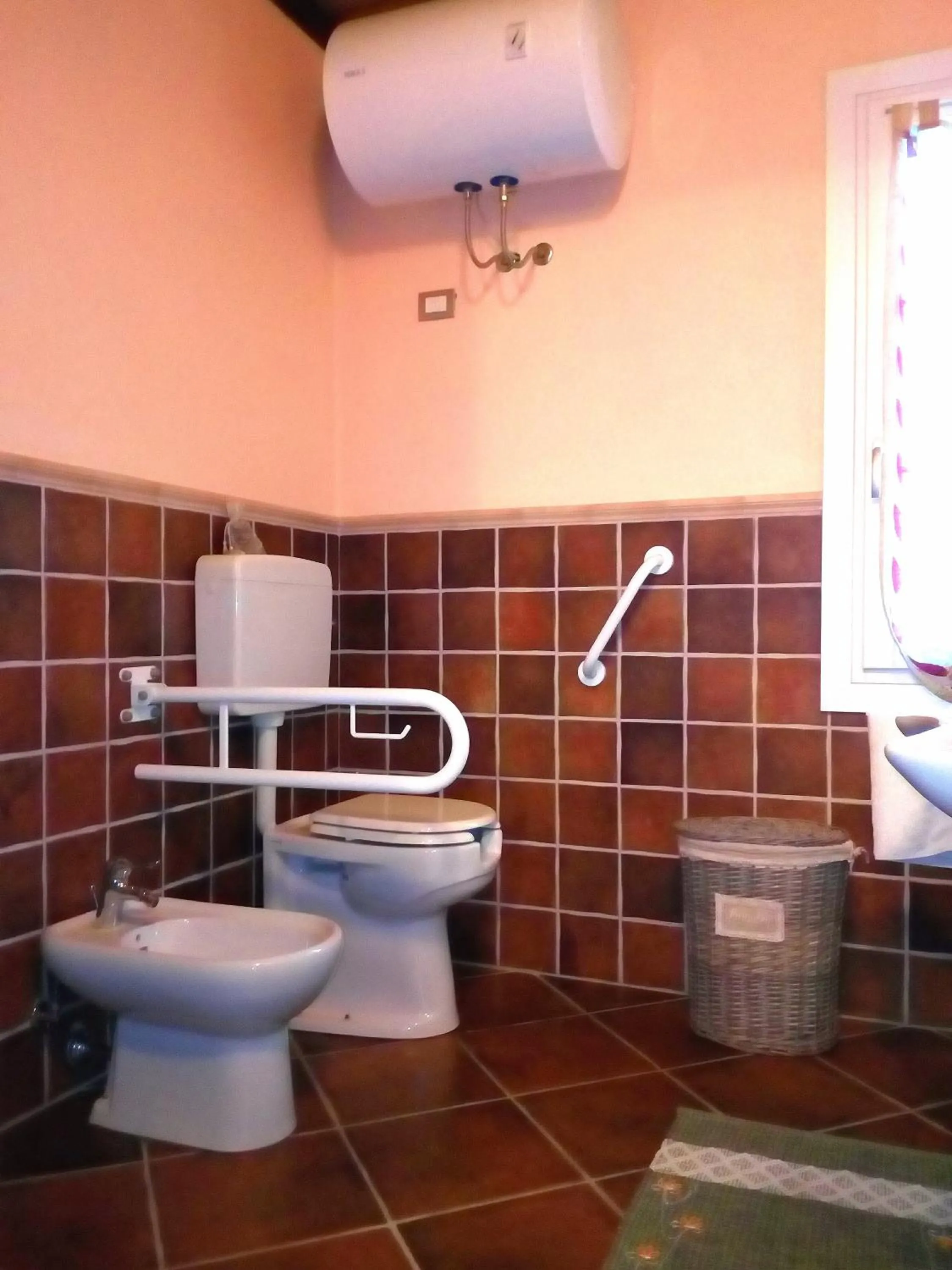 Bathroom in Agriturismo Adriano Pedretti