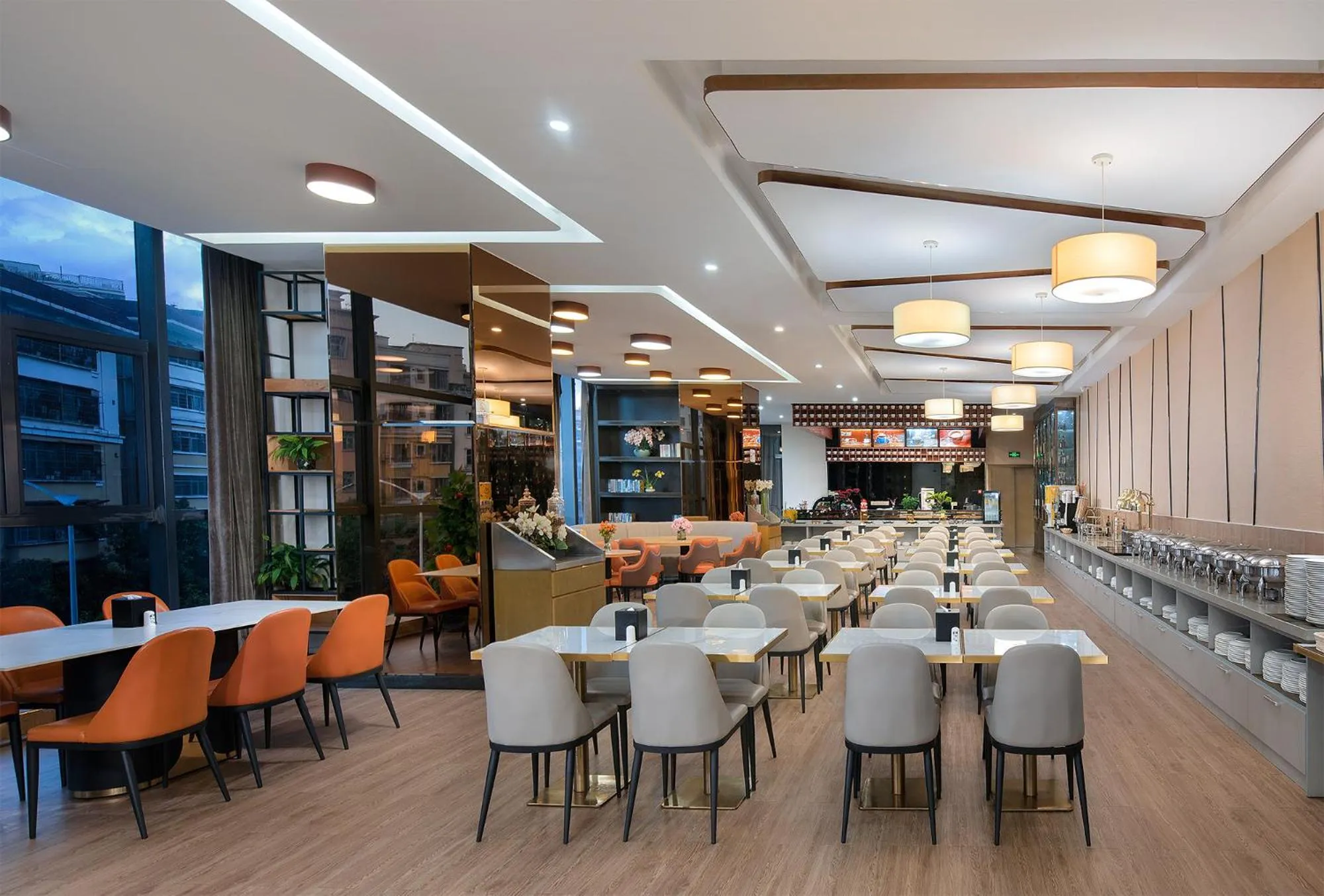 Restaurant/places to eat in Hongdu Hotel