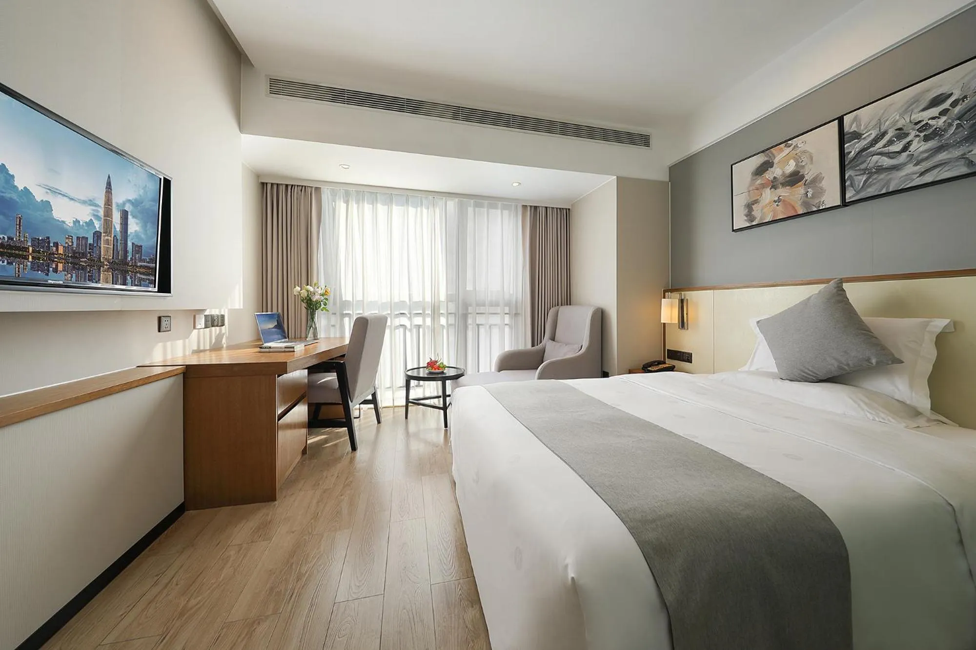 Photo of the whole room, Bed in Hongdu Hotel