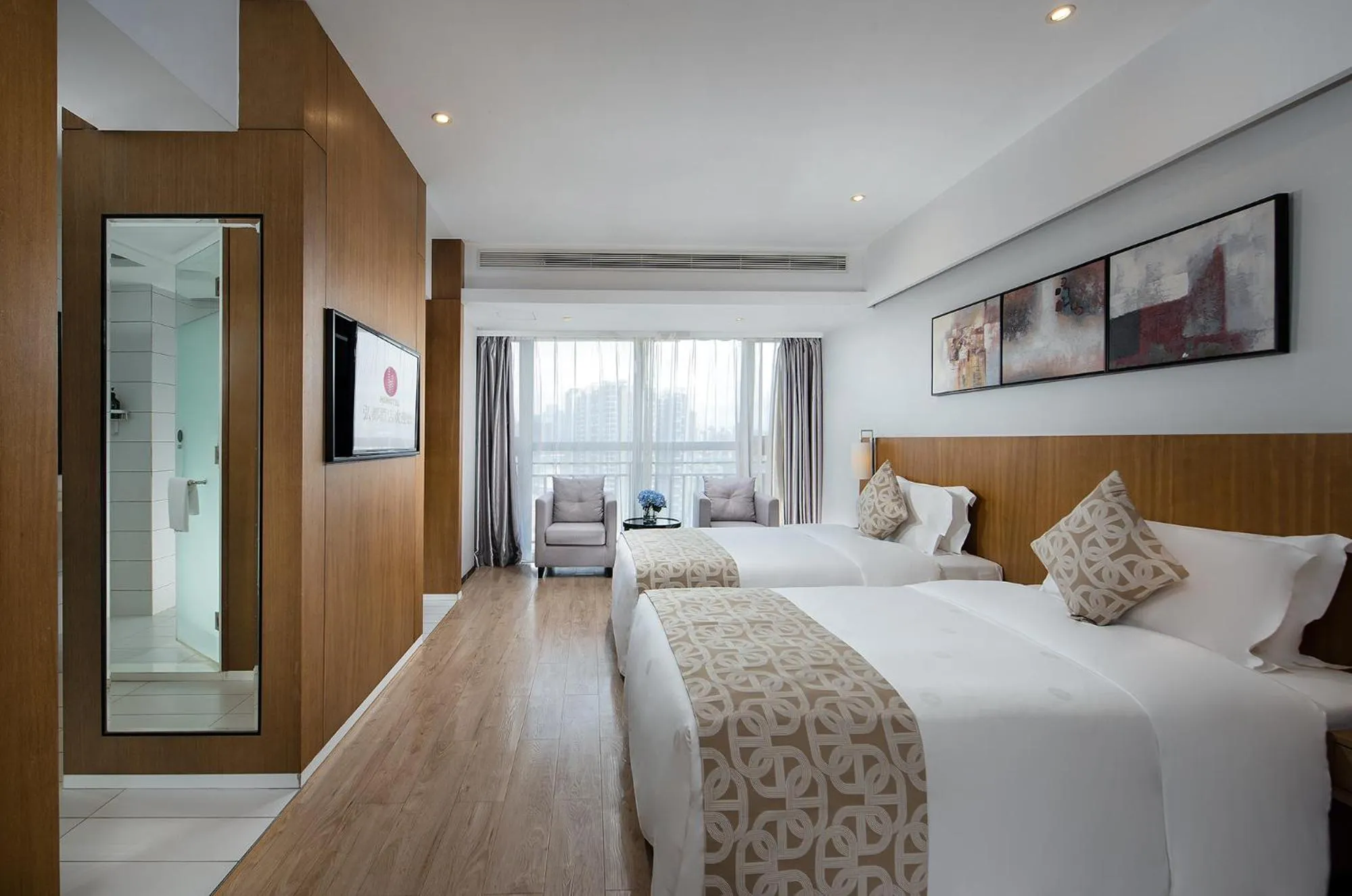 Deluxe Twin Room in Hongdu Hotel