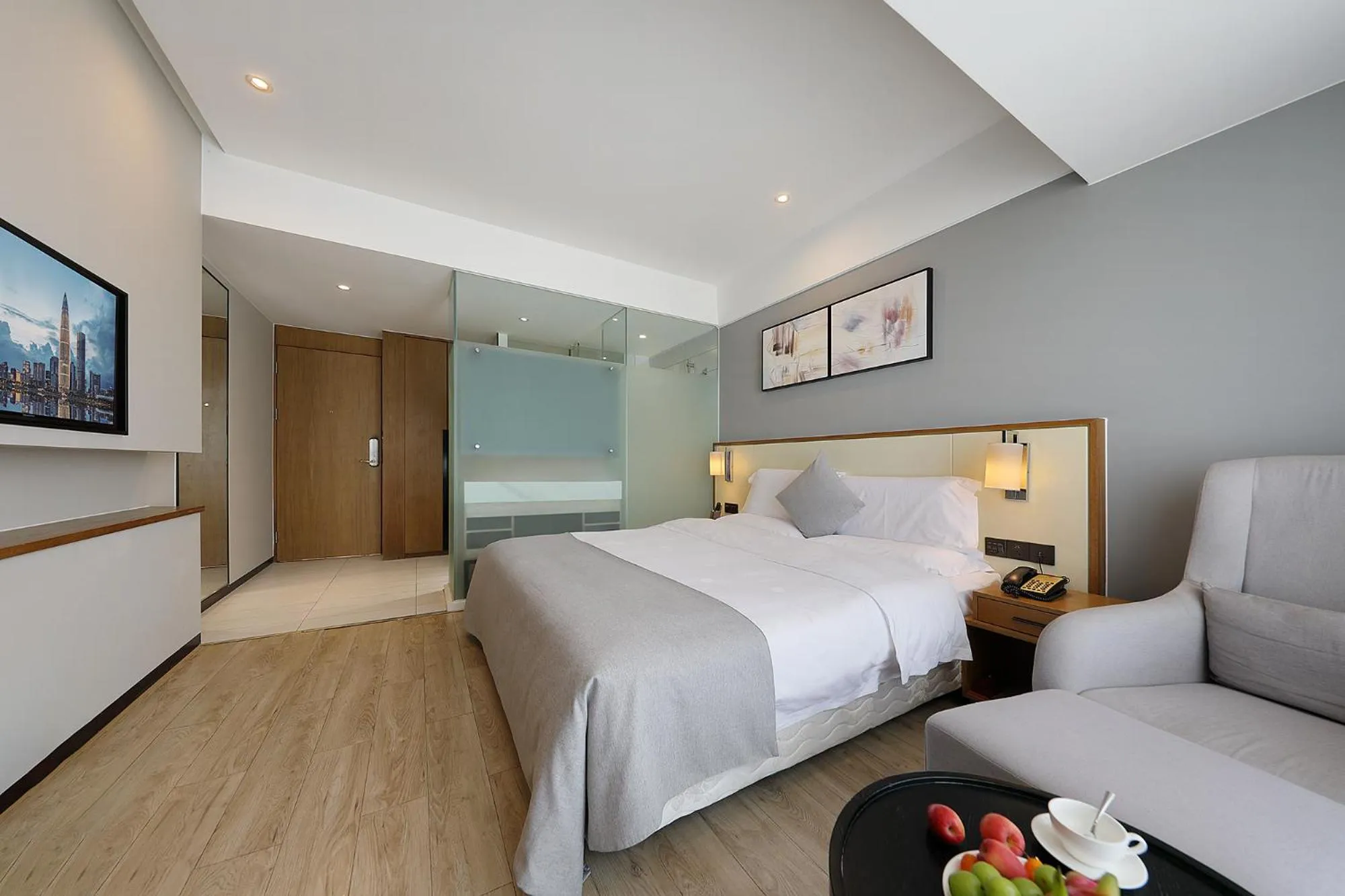 Photo of the whole room, Bed in Hongdu Hotel