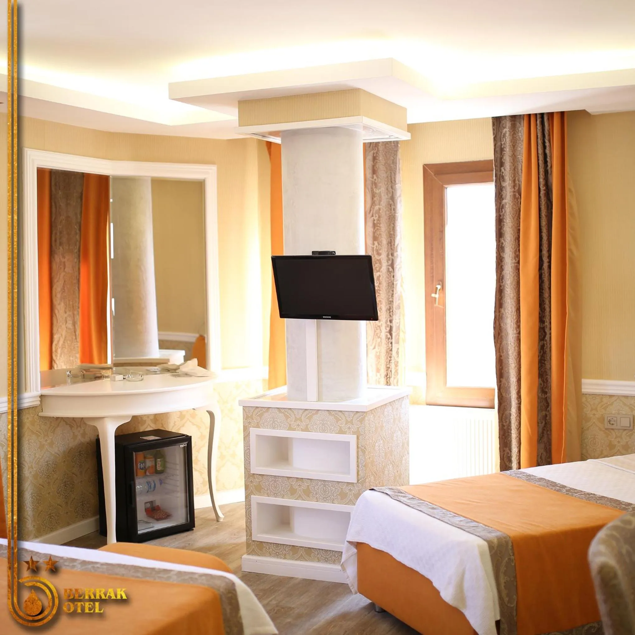 TV and multimedia, Bed in Berrak Otel