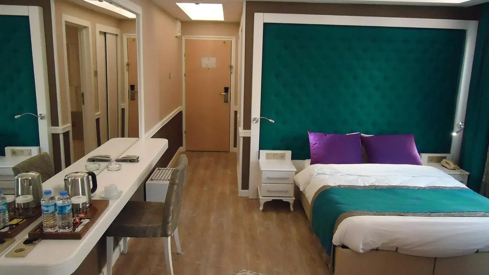 Photo of the whole room, Bed in Berrak Otel Photo of the whole room, Bed in Berrak Otel