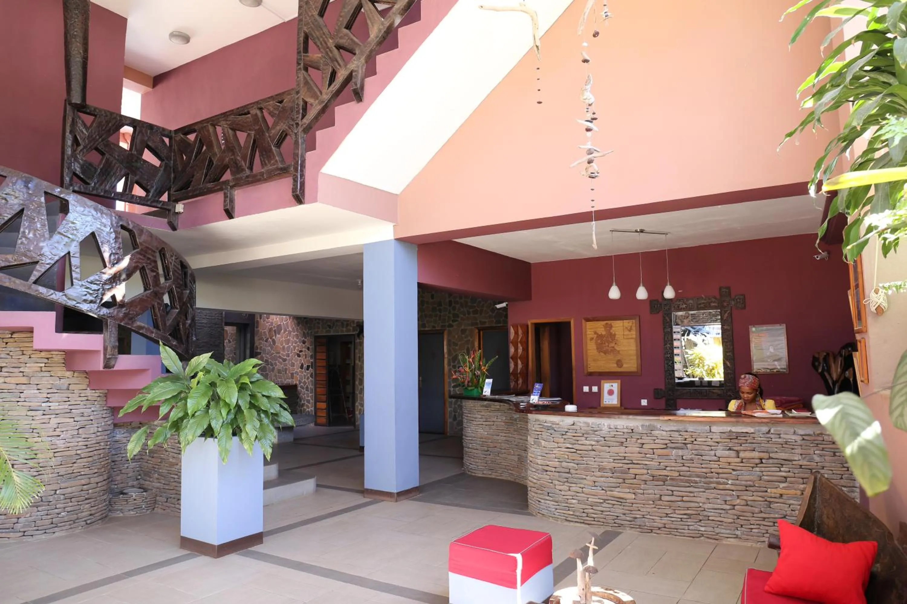 Lobby or reception in Hôtel Sarimanok
