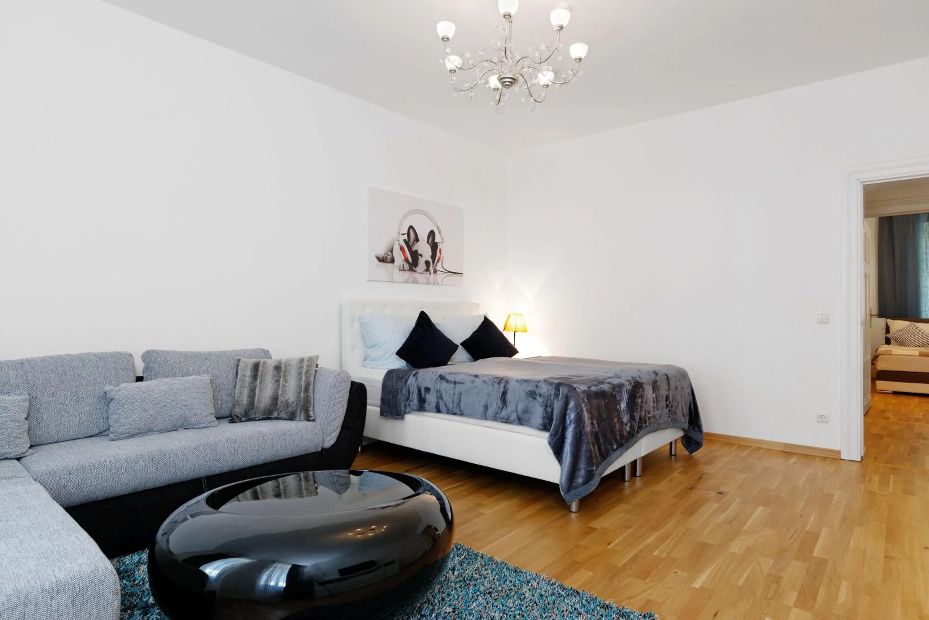 Photo of the whole room, Bed in Grand Central Mitte Apartment