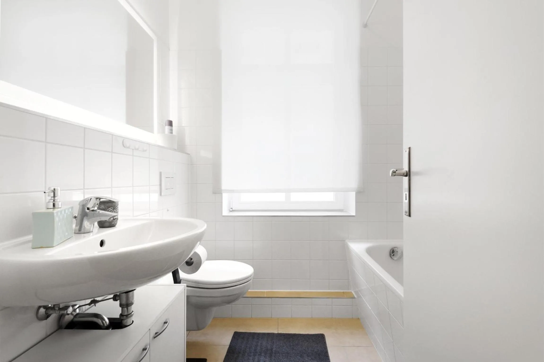 Bathroom in Grand Central Mitte Apartment