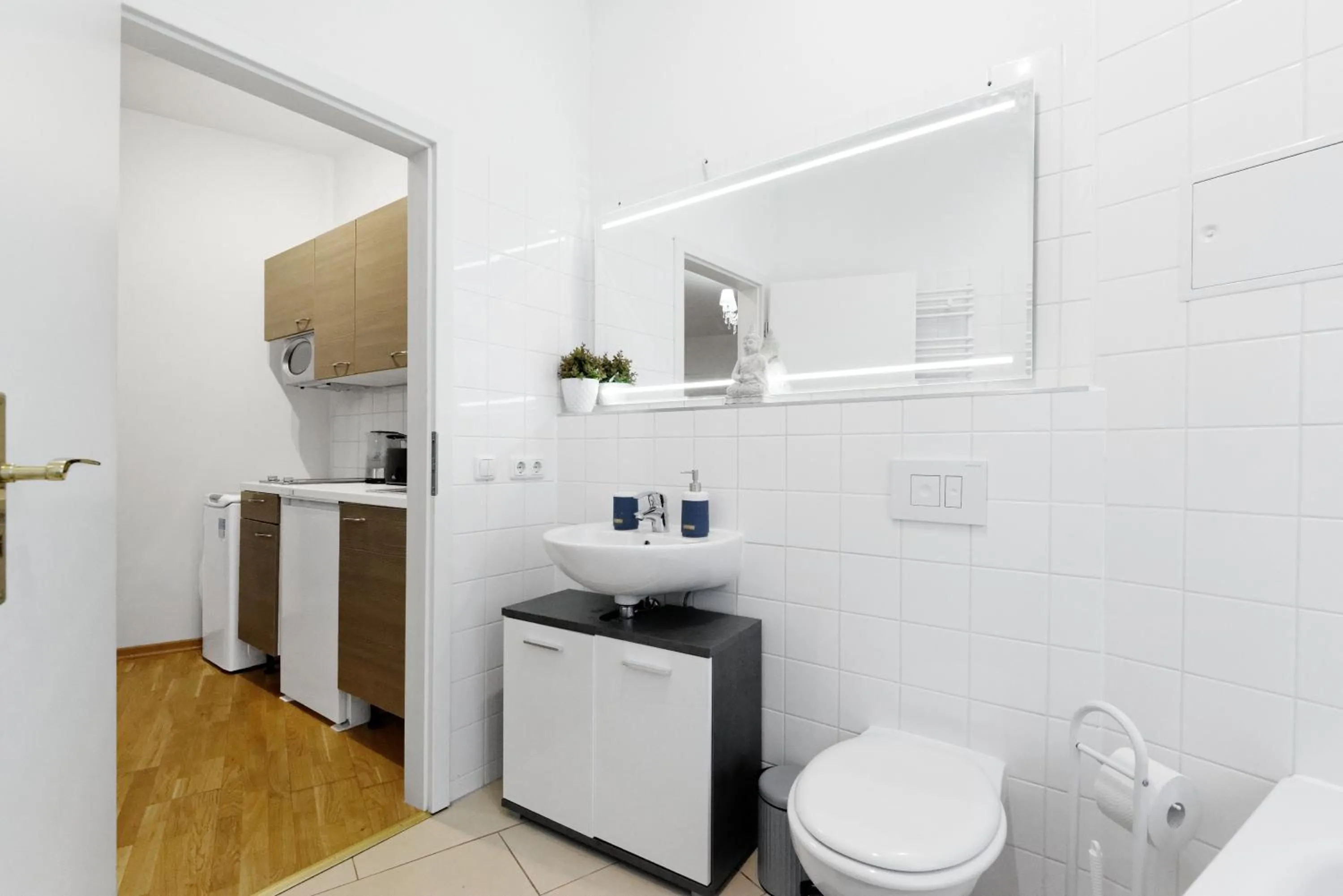 Bathroom in Grand Central Mitte Apartment