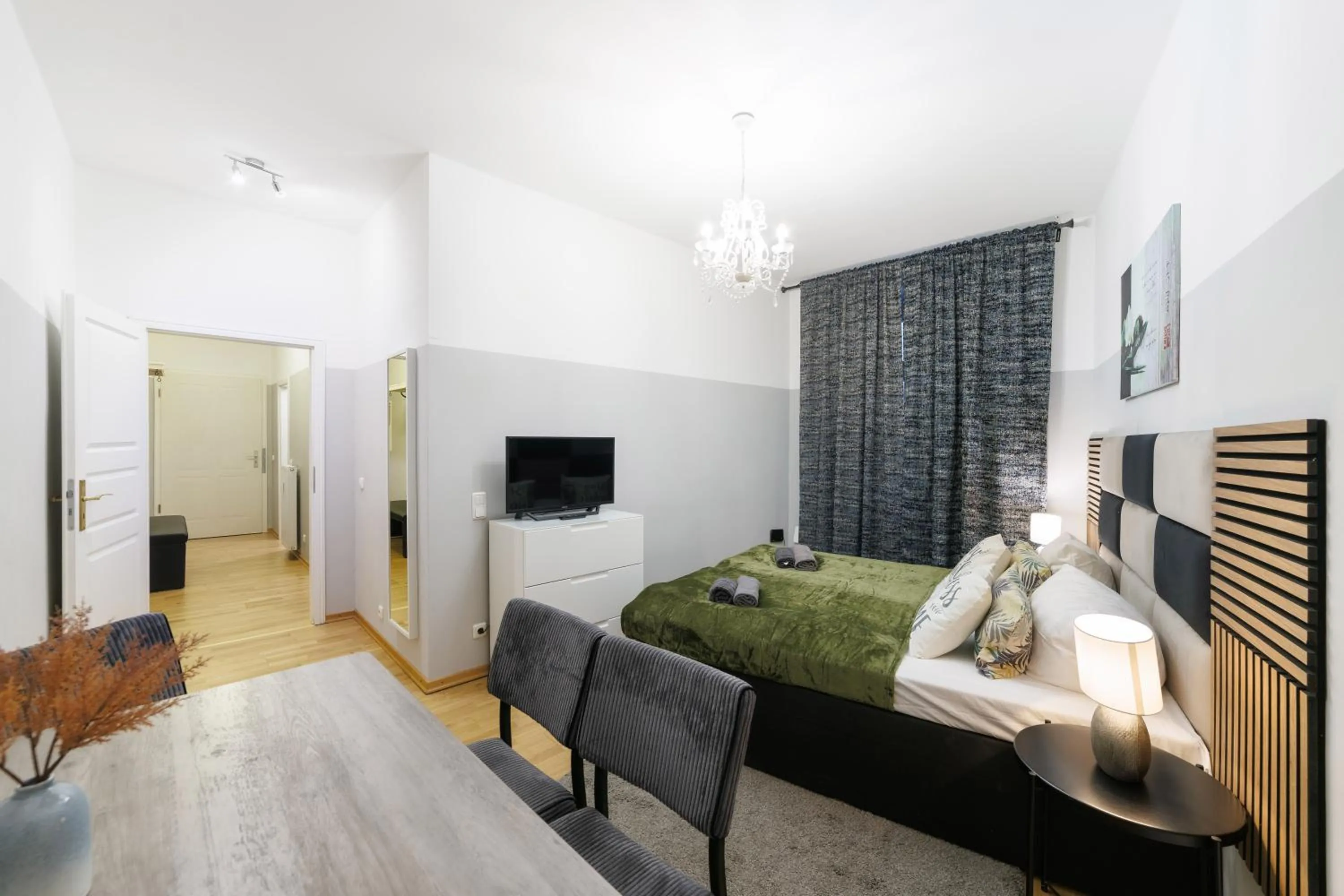 Photo of the whole room, Bed in Grand Central Mitte Apartment