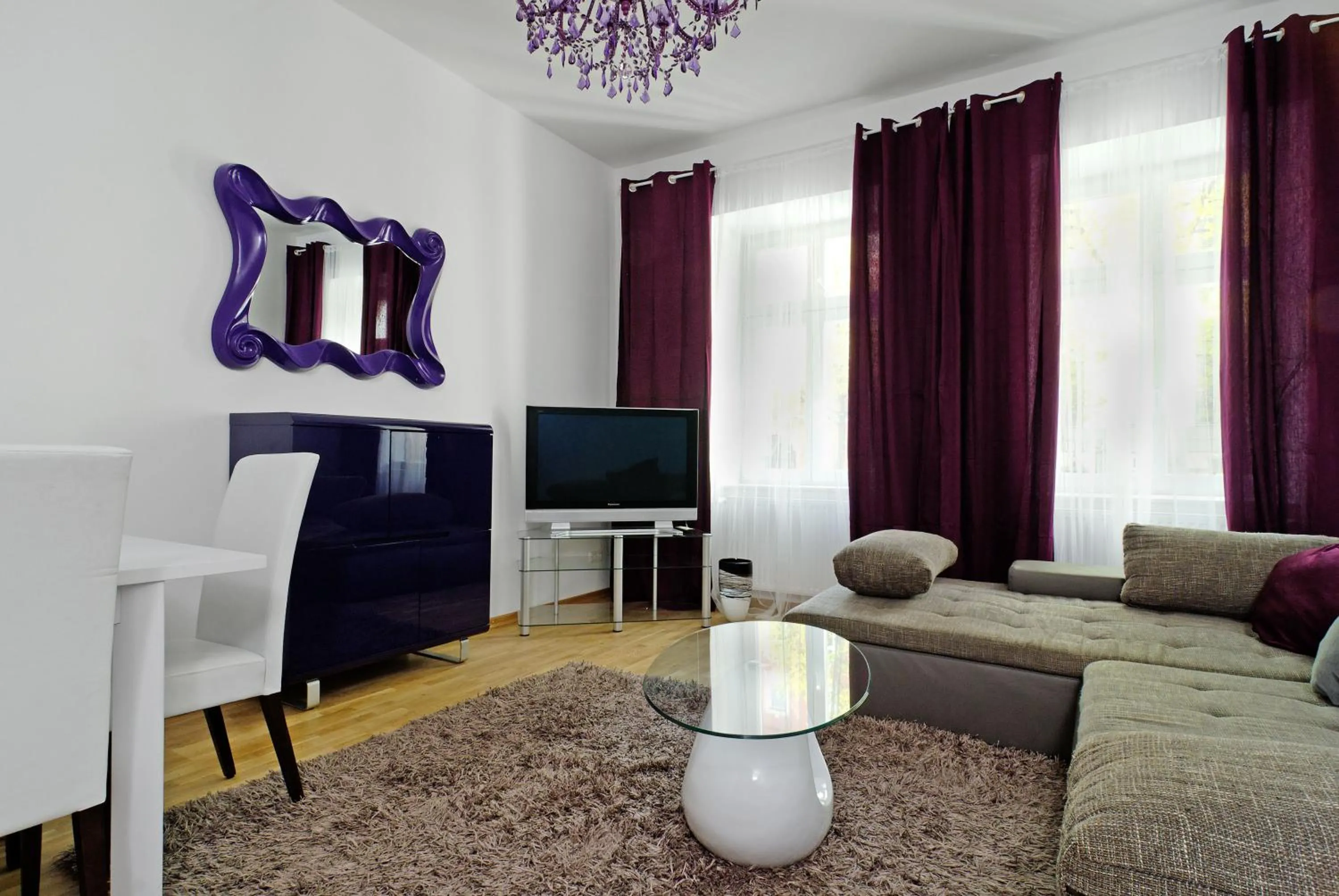 TV and multimedia in Grand Central Mitte Apartment