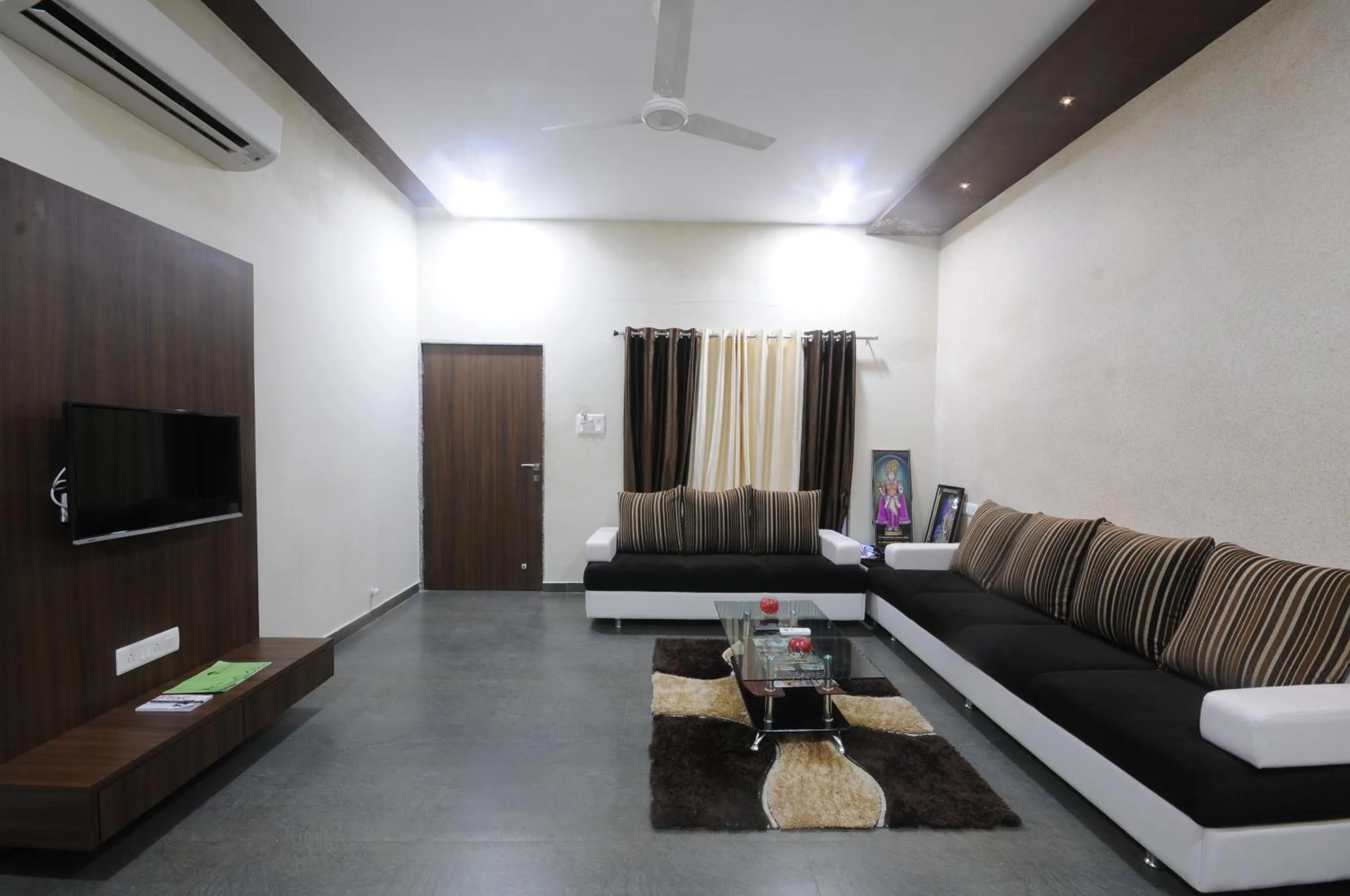 Living room in Vishal Lords Inn Gir Forest