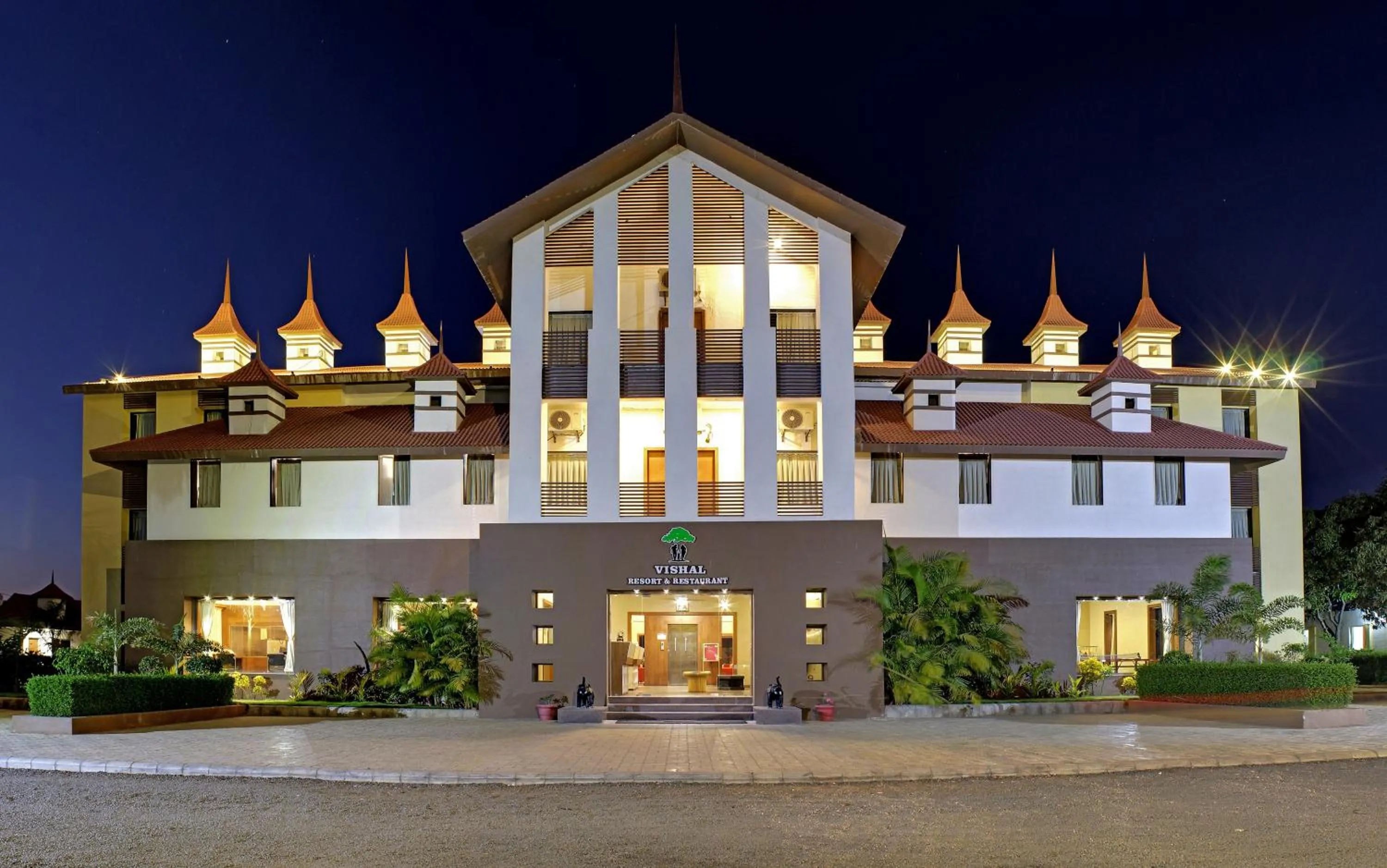 Facade/entrance in Vishal Lords Inn Gir Forest