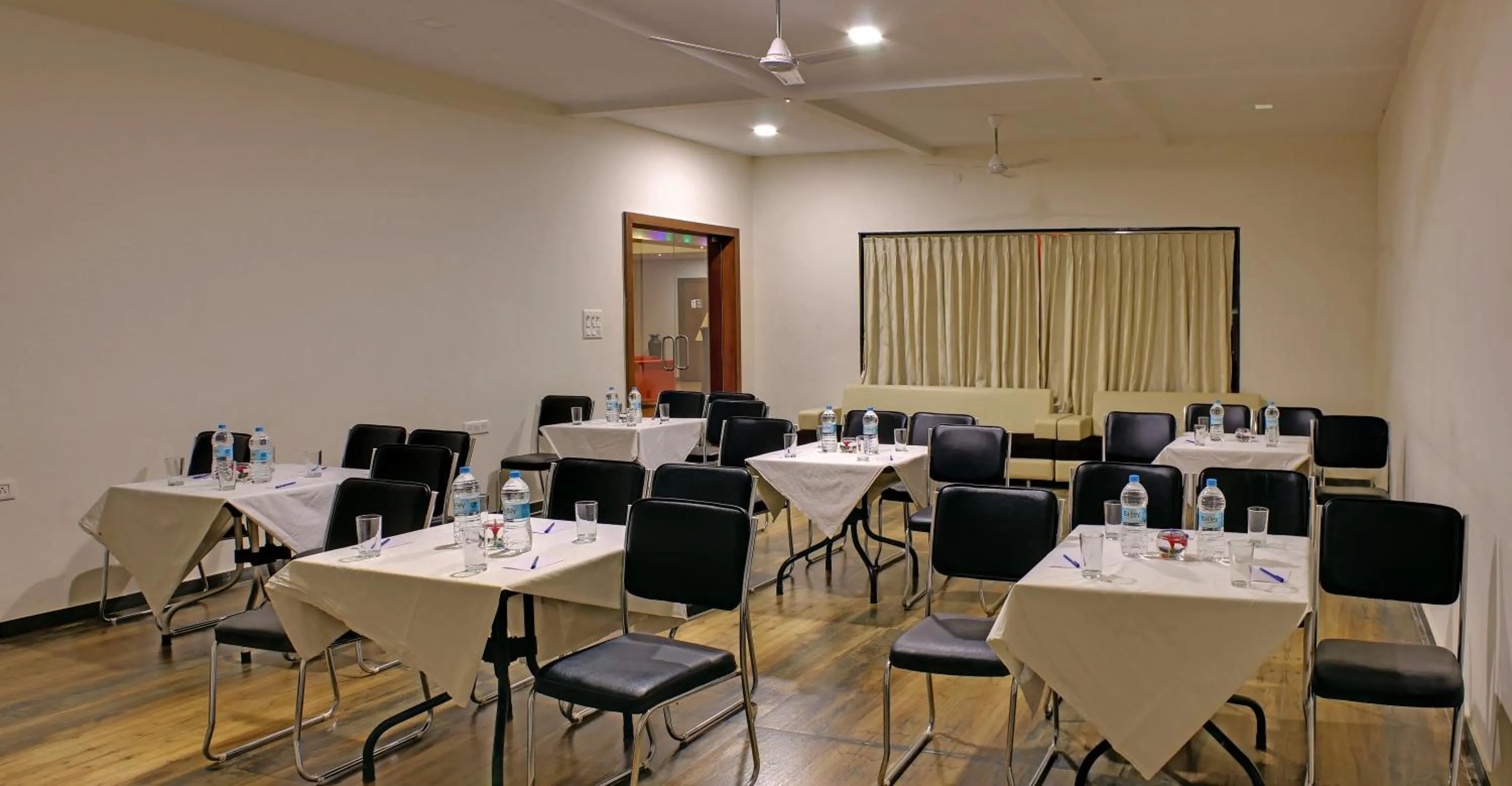 Business facilities in Vishal Lords Inn Gir Forest