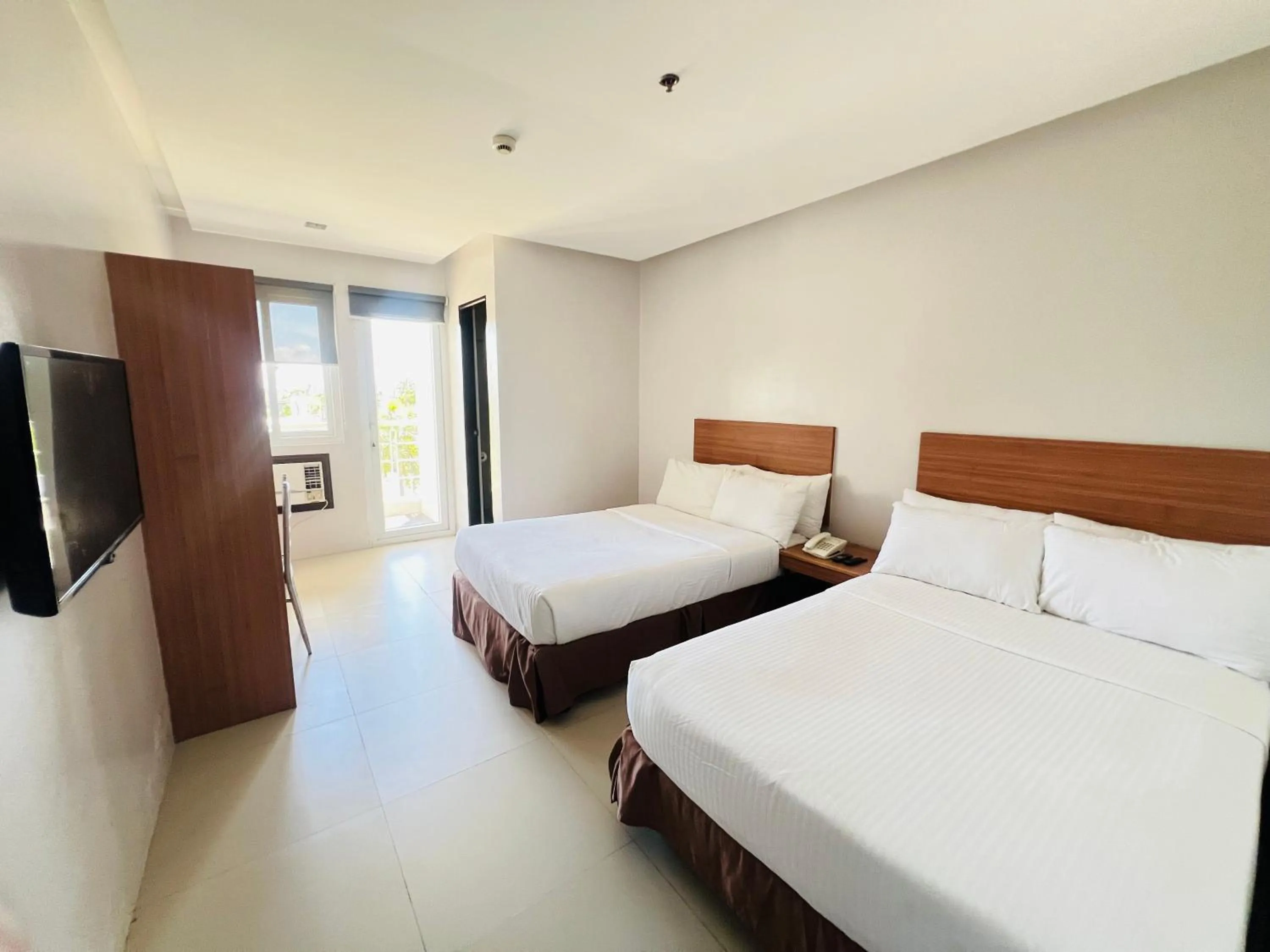 Bed in Mango Suites - Isabela
