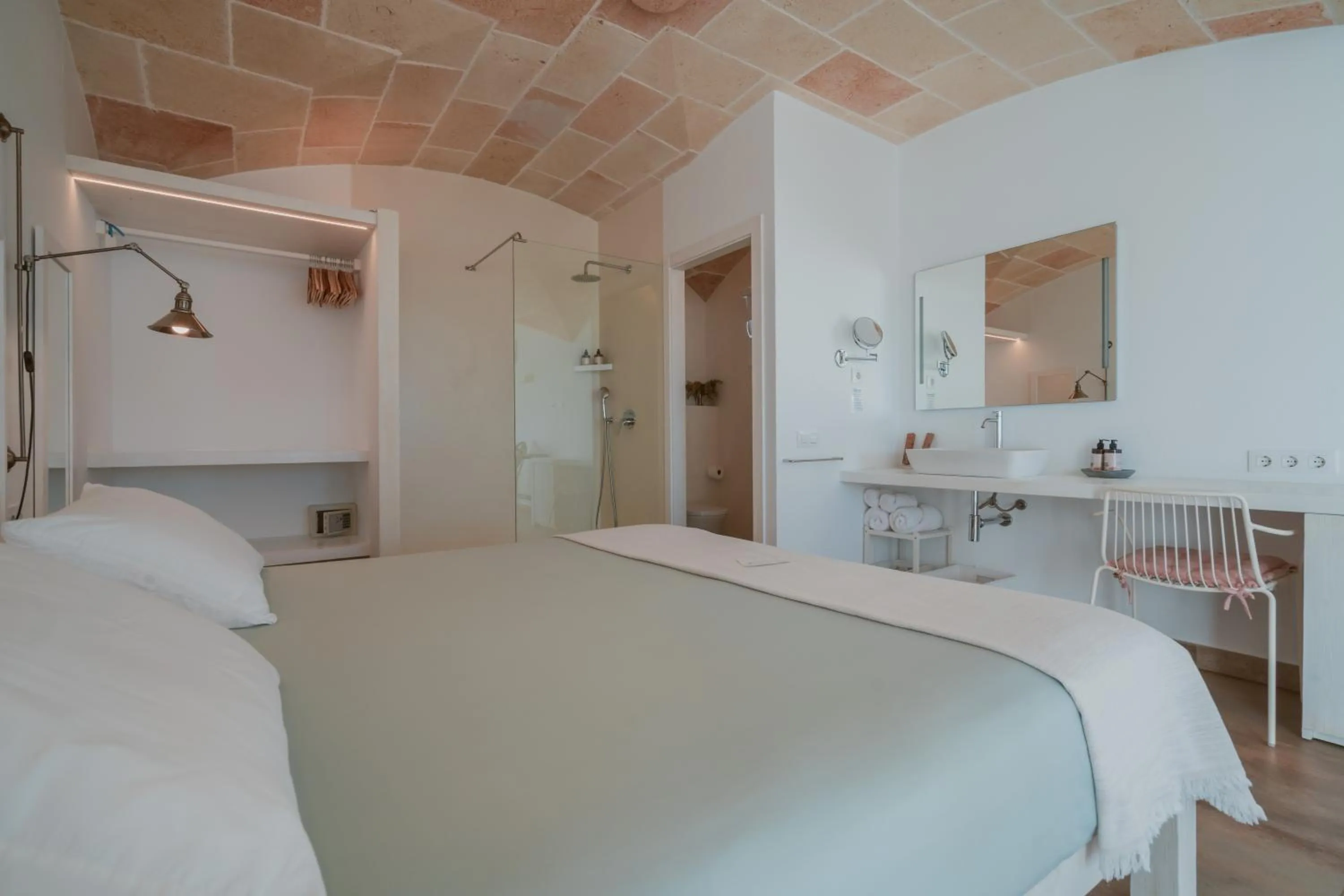 Photo of the whole room, Bed in Agroturismo Son Vives Menorca - Adults Only