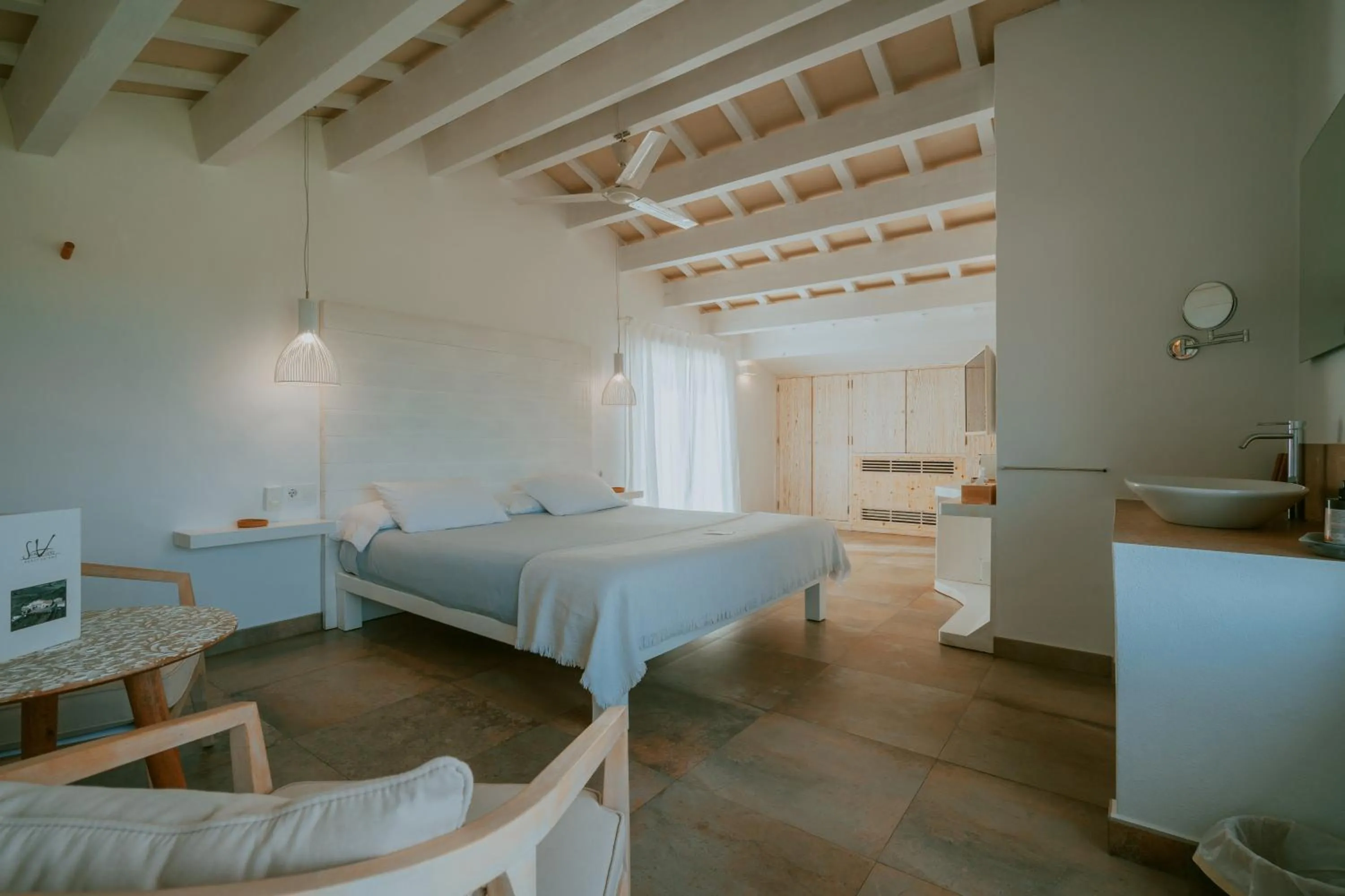 Photo of the whole room, Bed in Agroturismo Son Vives Menorca - Adults Only