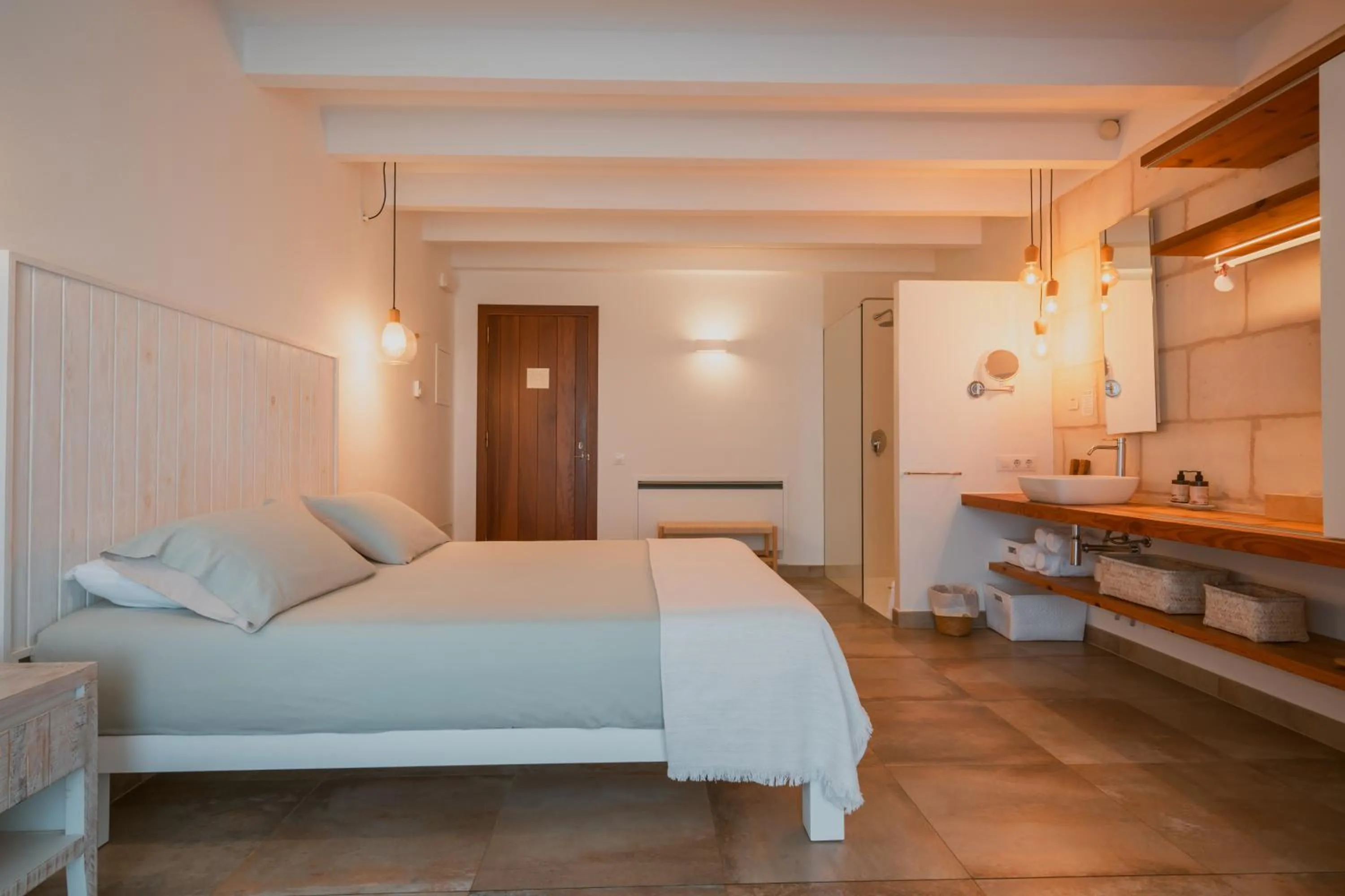Photo of the whole room, Bed in Agroturismo Son Vives Menorca - Adults Only