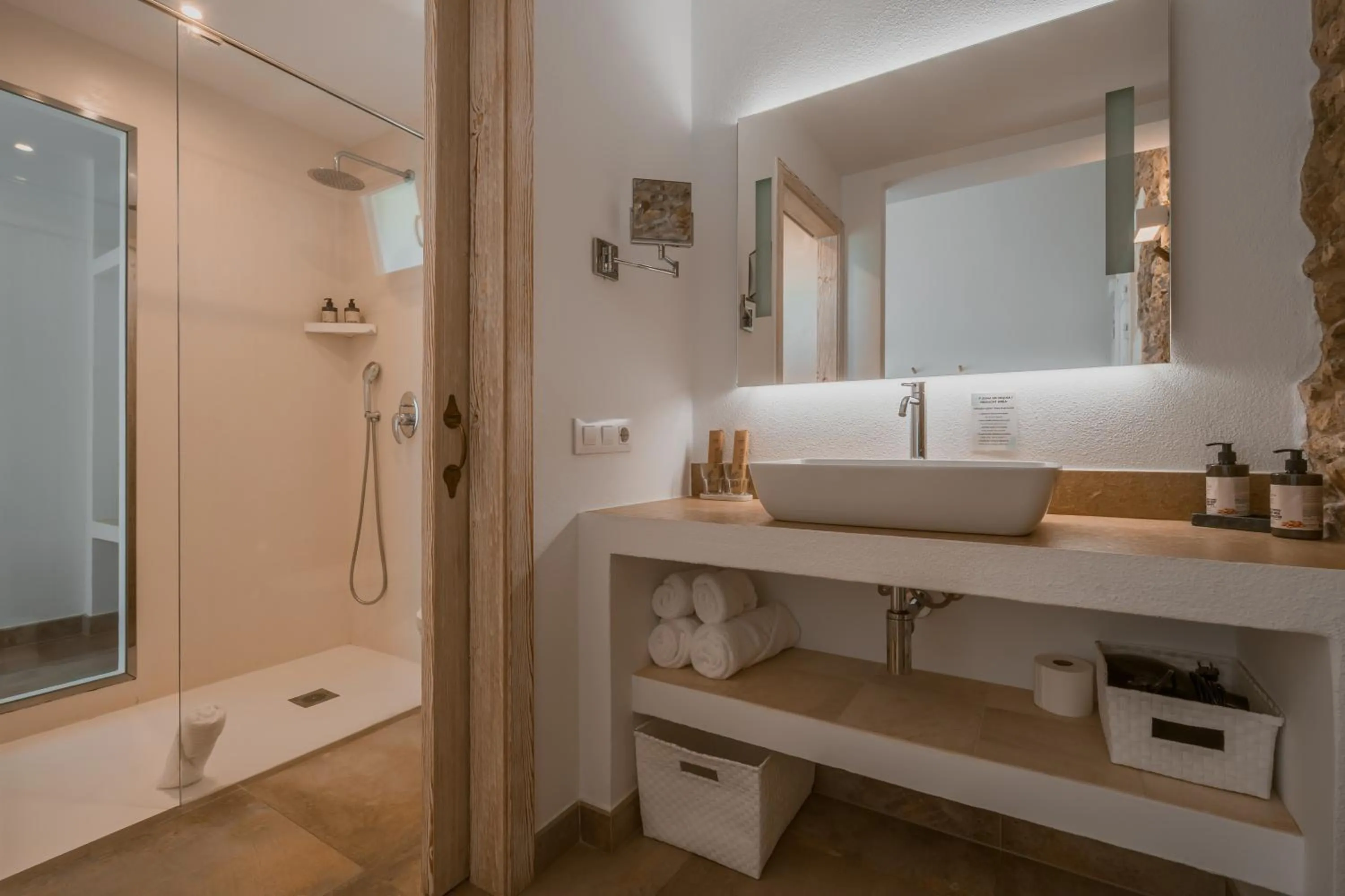 Shower in Agroturismo Son Vives Menorca - Adults Only