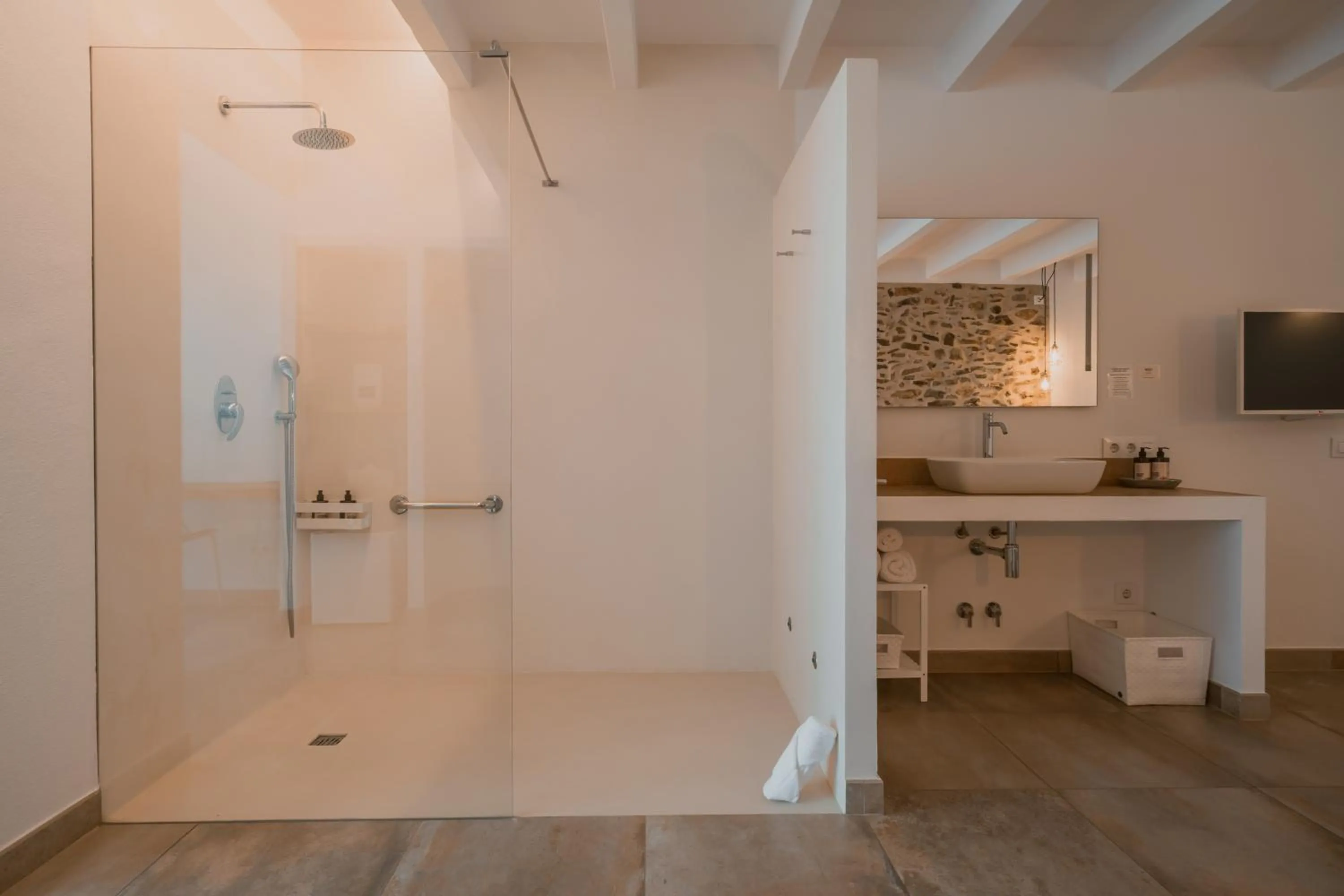 Shower in Agroturismo Son Vives Menorca - Adults Only