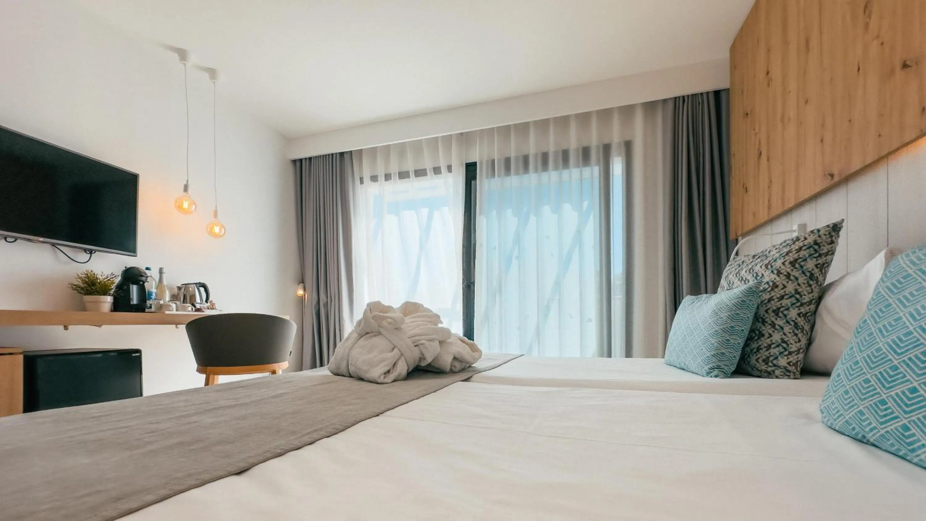 Photo of the whole room, Bed in Labranda Corralejo Village