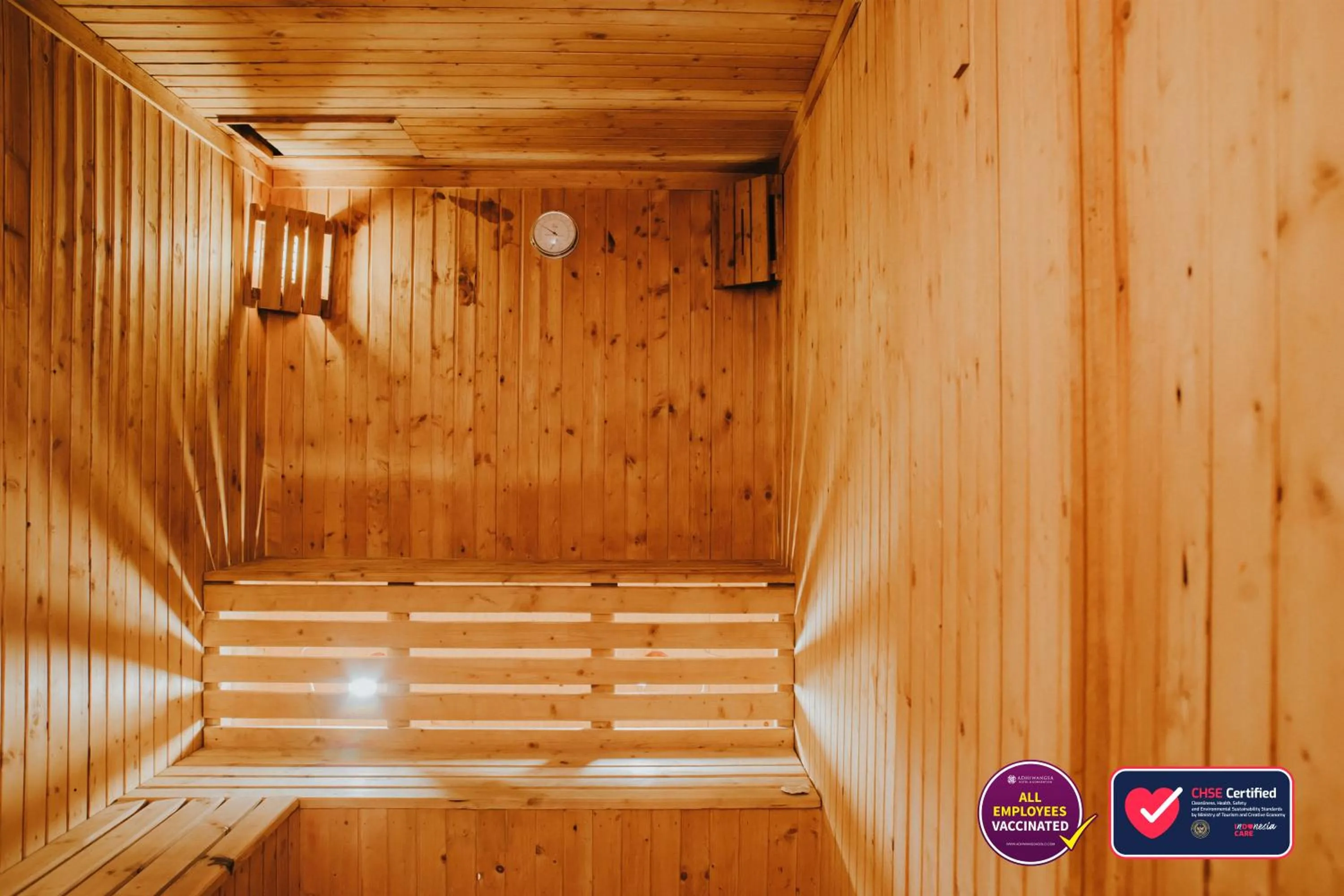Sauna in Adhiwangsa Hotel