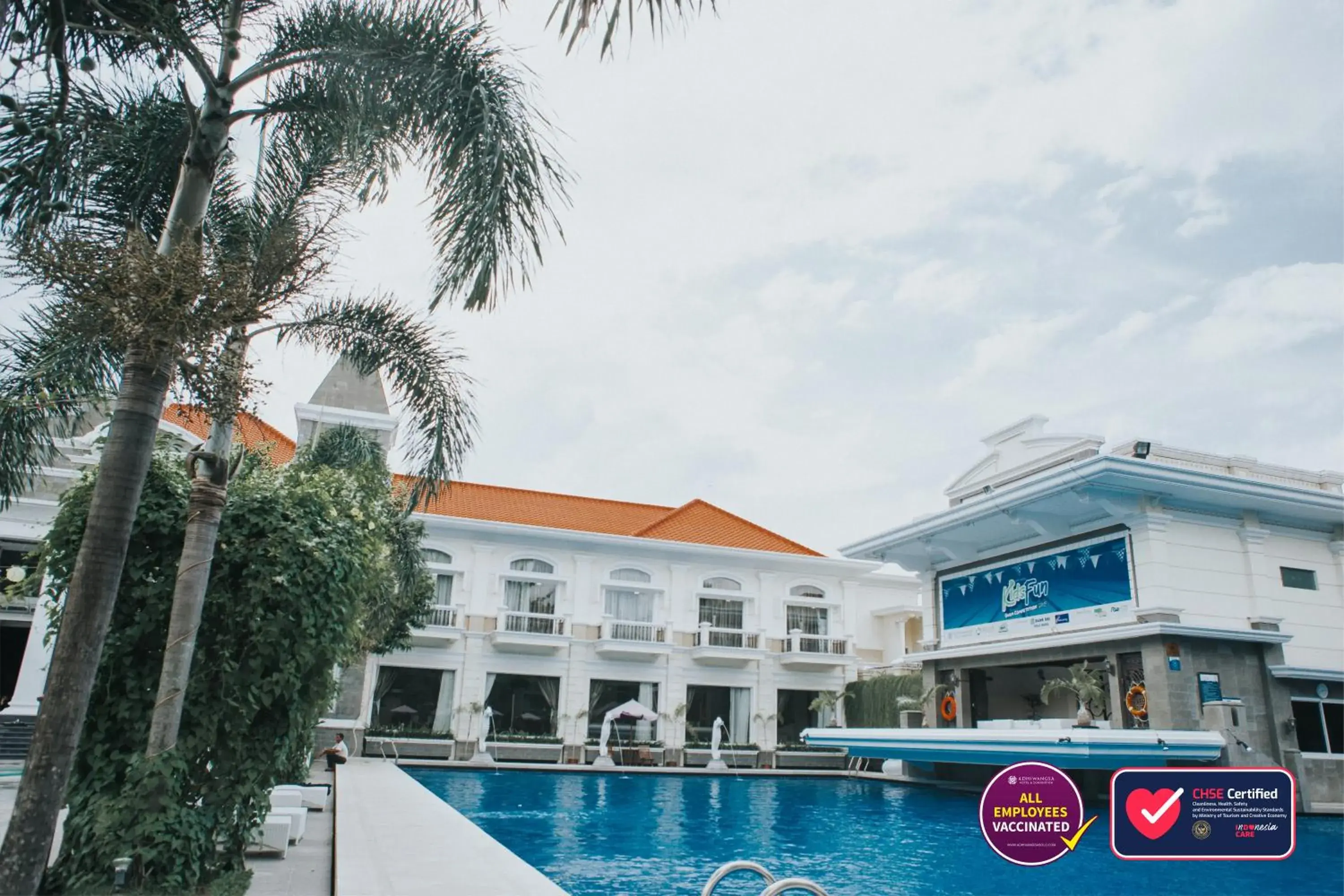 Property building in Adhiwangsa Hotel Property building in Adhiwangsa Hotel