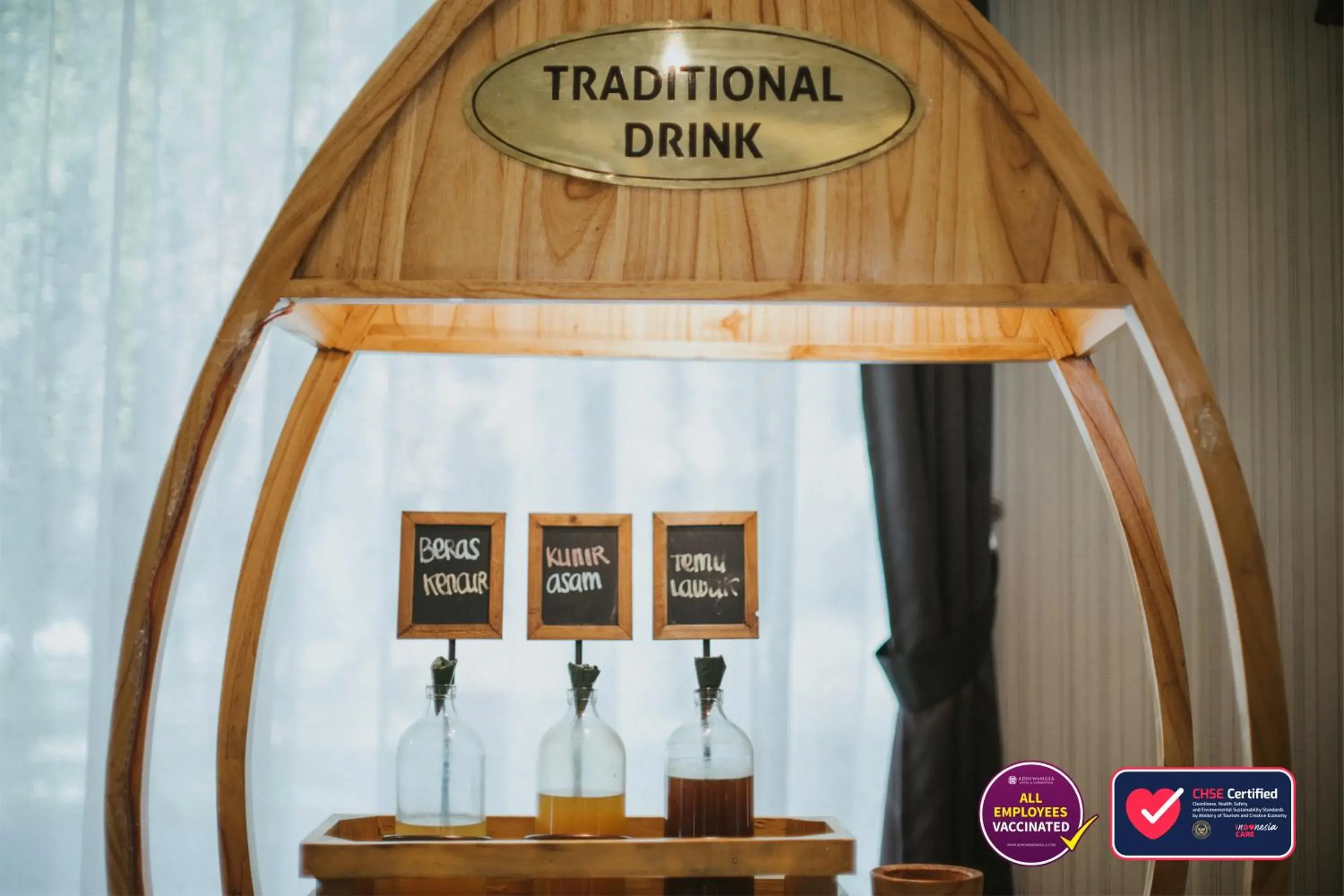 Restaurant/places to eat in Adhiwangsa Hotel Restaurant/places to eat in Adhiwangsa Hotel