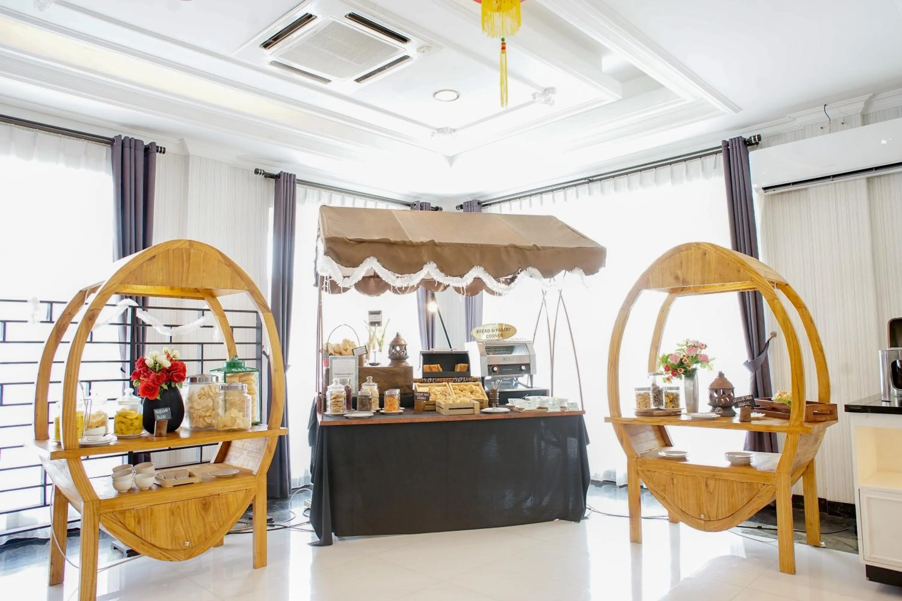 Buffet breakfast in Adhiwangsa Hotel