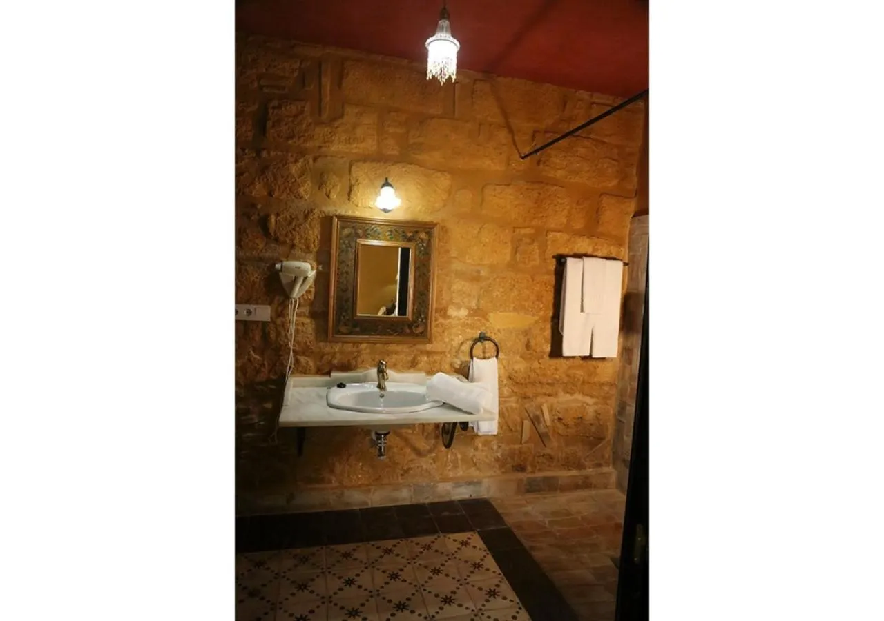 Bathroom in La Casona de Calderón Gastronomic & Boutique Hotel