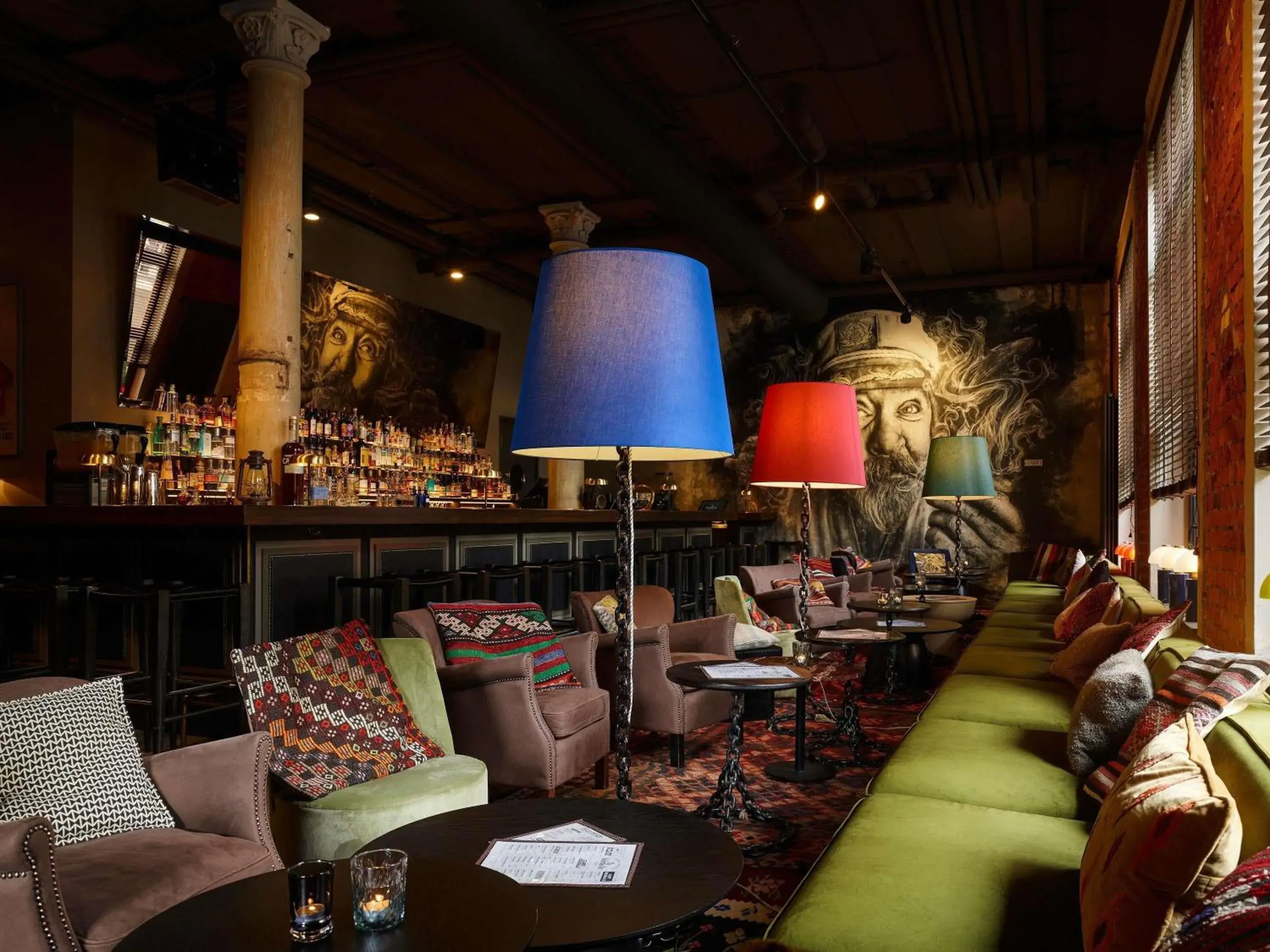 Lounge or bar in 25hours Hotel Altes Hafenamt Lounge or bar in 25hours Hotel Altes Hafenamt