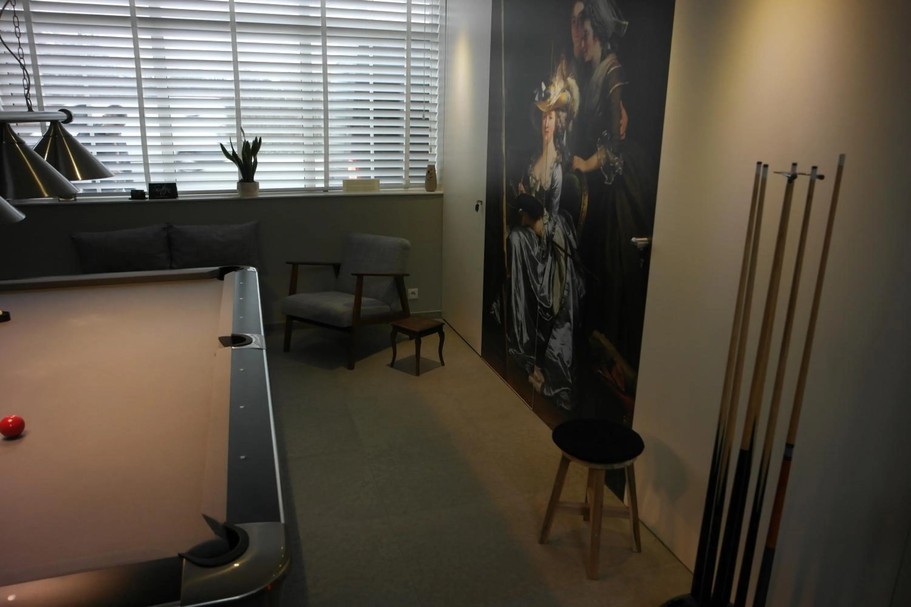 Billiard in B&B Sixteen