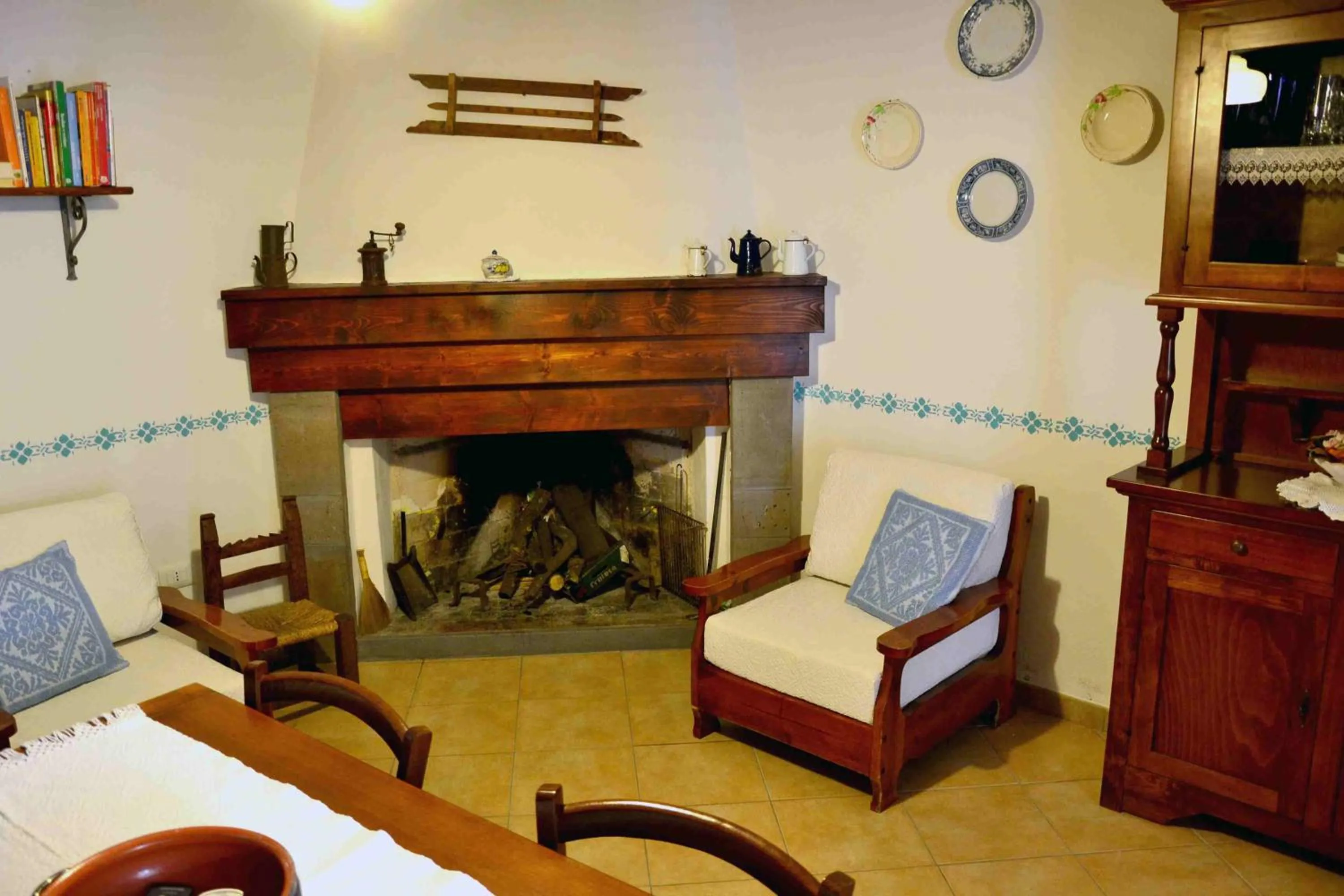 Communal lounge/ TV room in Nonna Murtas