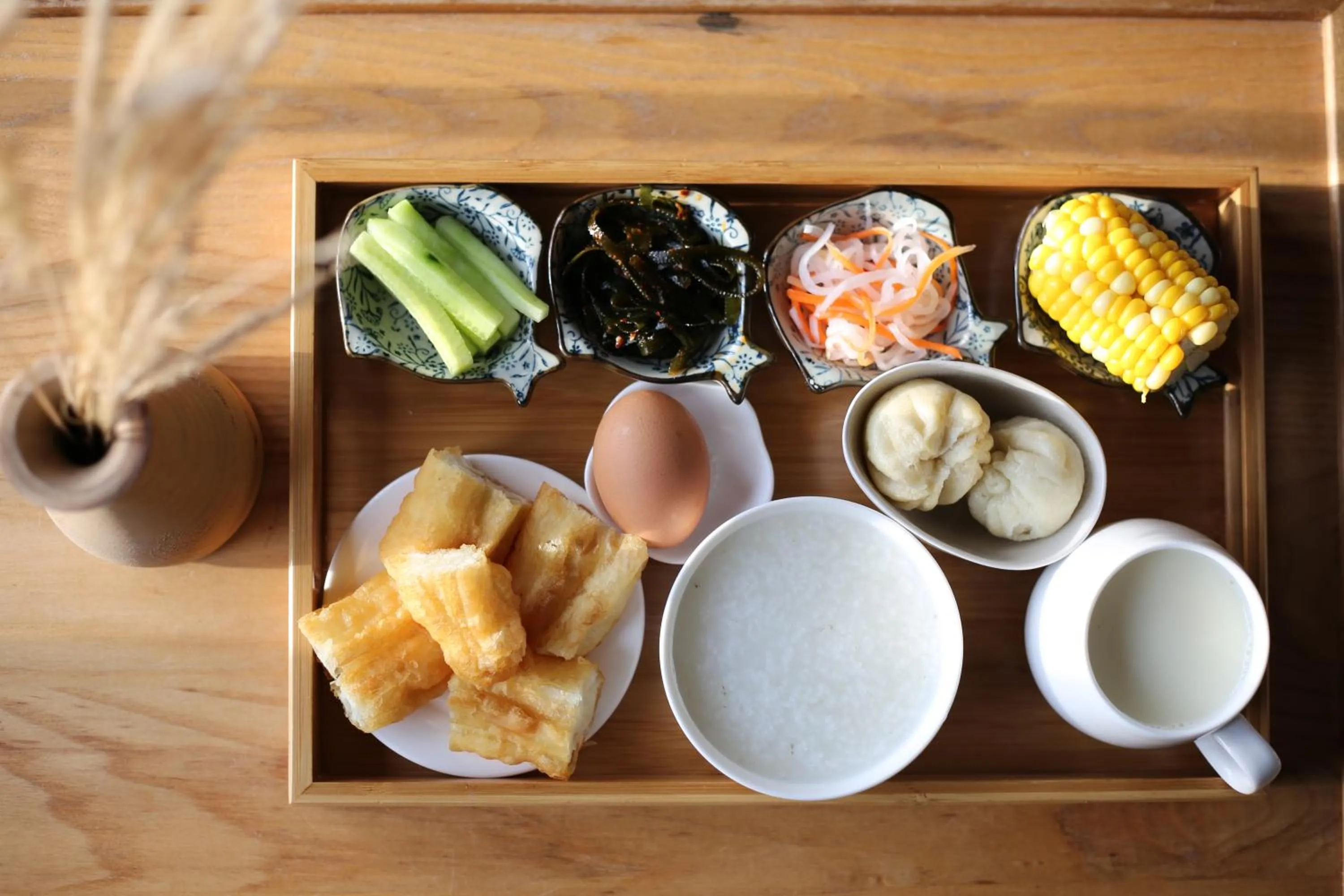 Breakfast in Dali Shaxi Qing Jing Courtyard