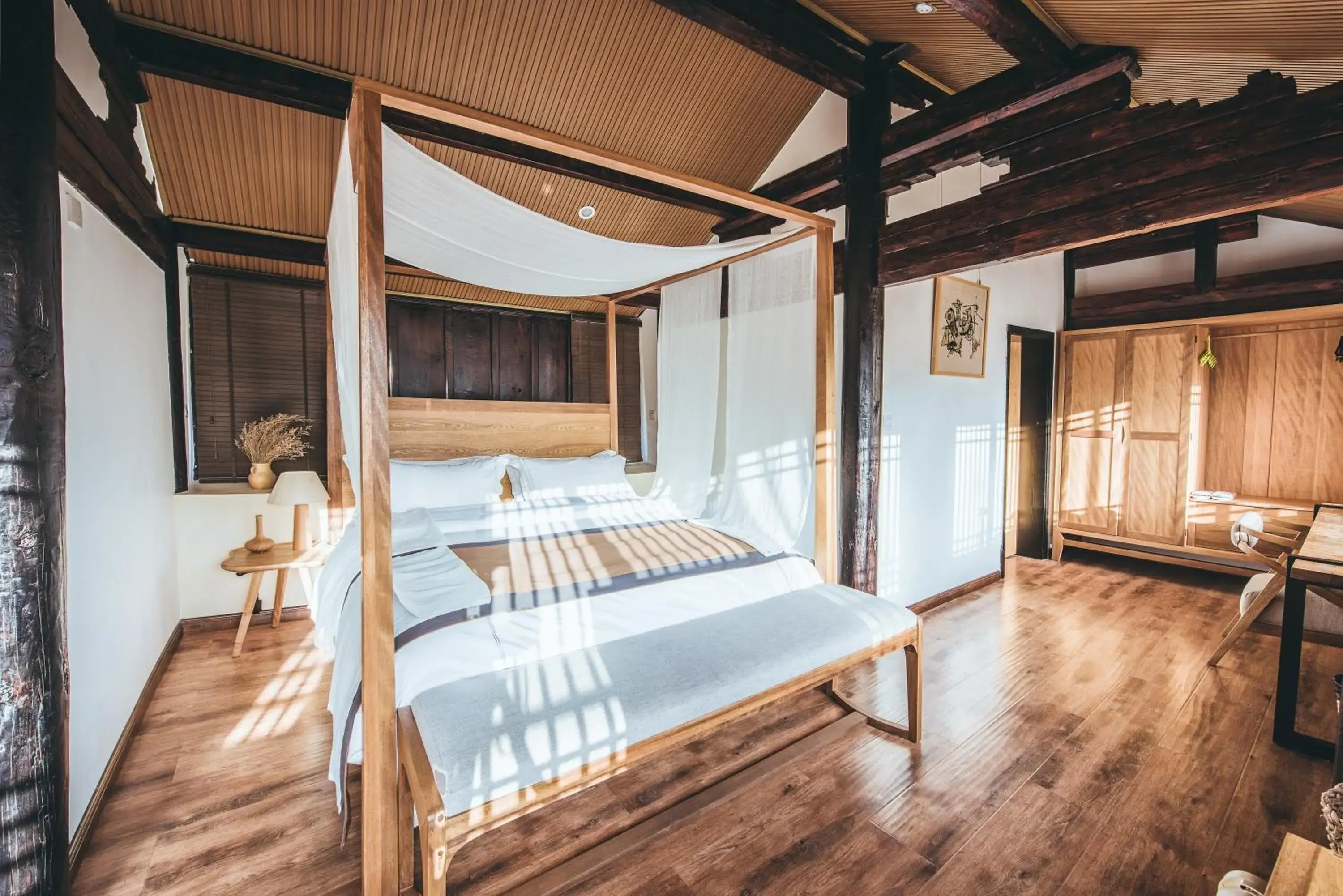 Superior Double Room in Dali Shaxi Qing Jing Courtyard Superior Double Room in Dali Shaxi Qing Jing Courtyard