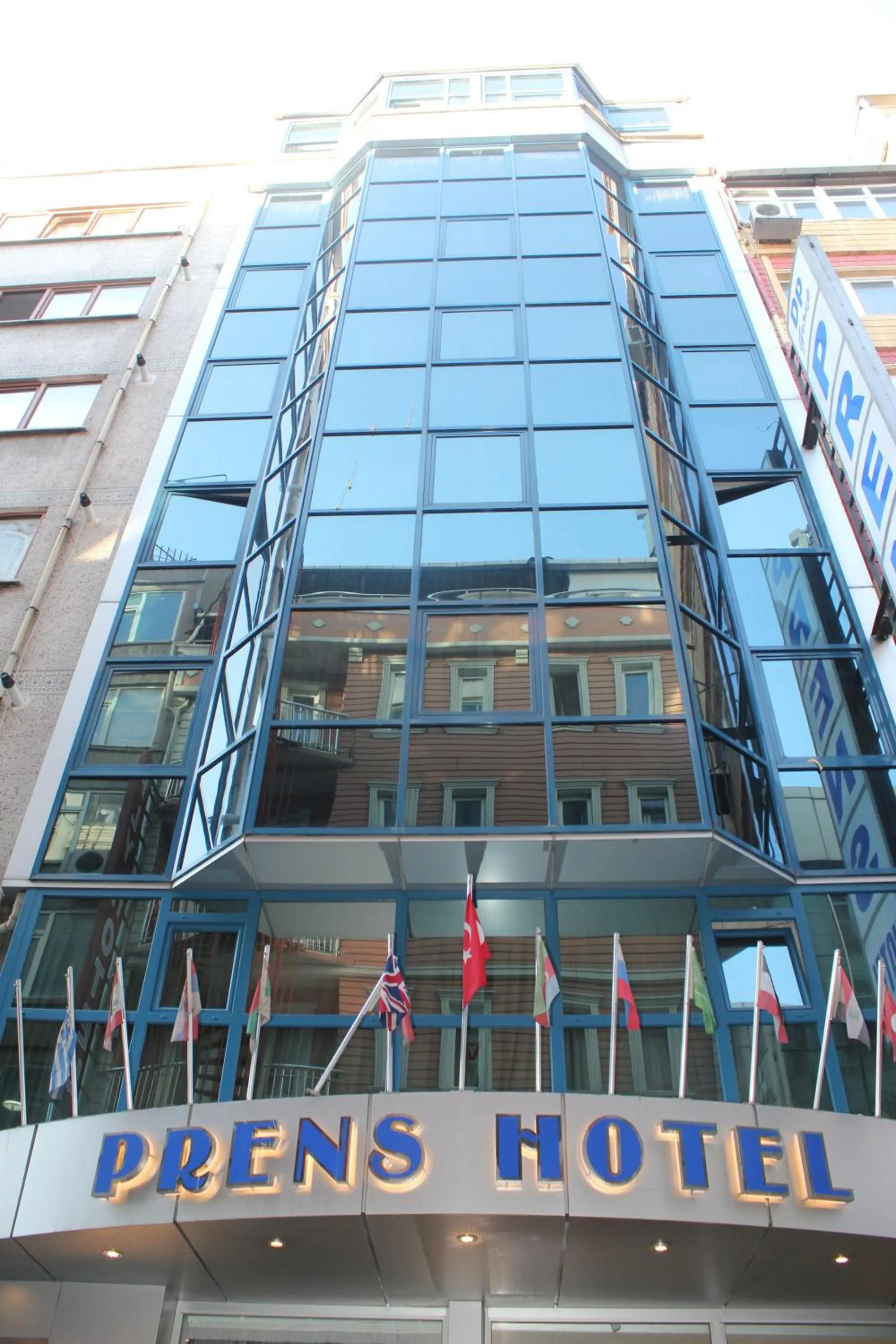 Property building in Prens Hotel