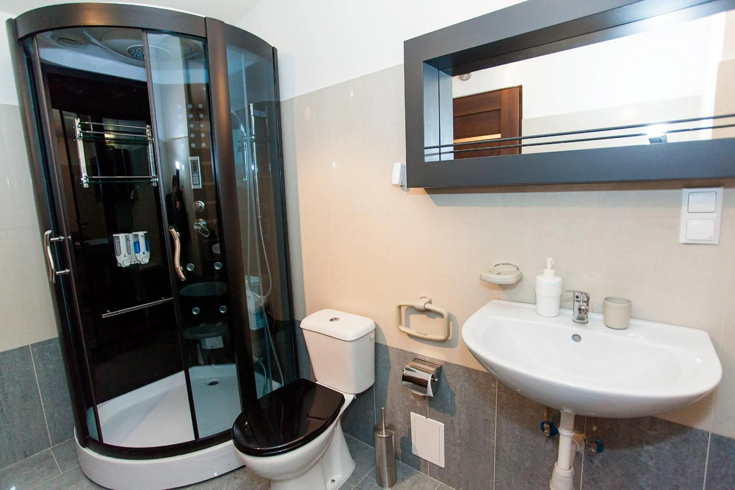 Shower in Studio Apartament Centrum Katowice